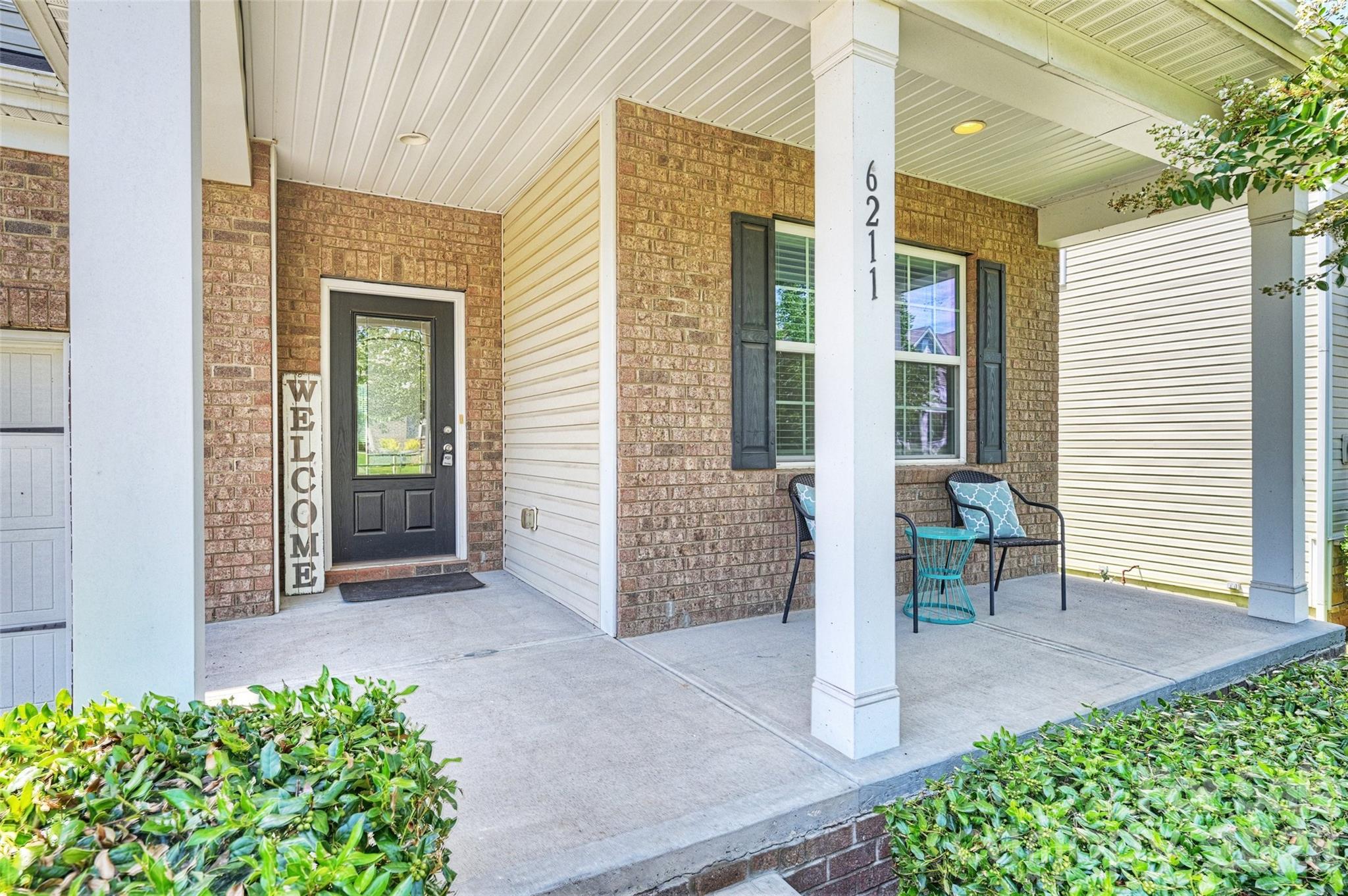 Single Family Residence at 6211 Kilchurn Drive, Indian Land, photo 3 of 43