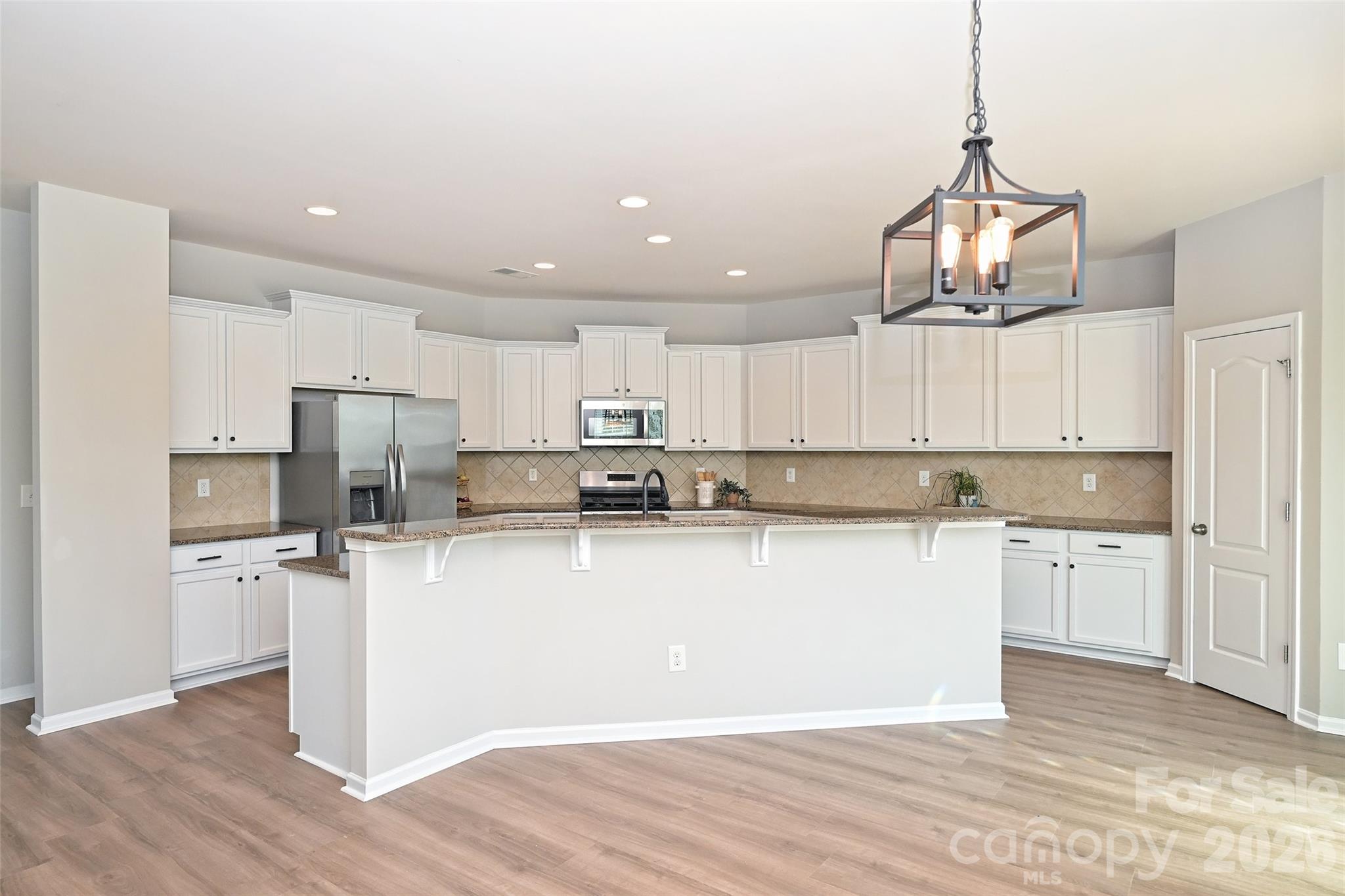 Single Family Residence at 6211 Kilchurn Drive, Indian Land, photo 4 of 43