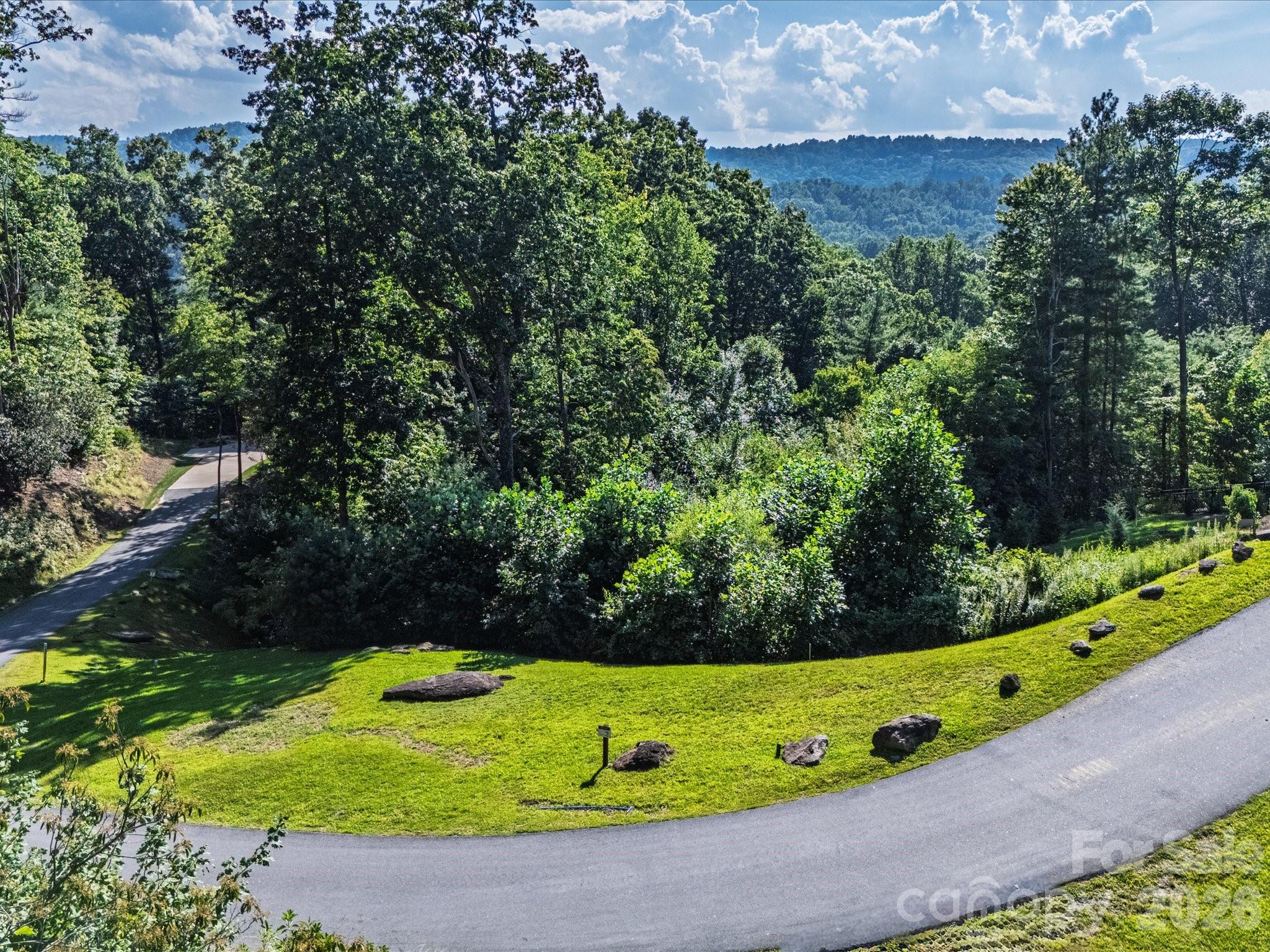 52 Lemongrass Trail