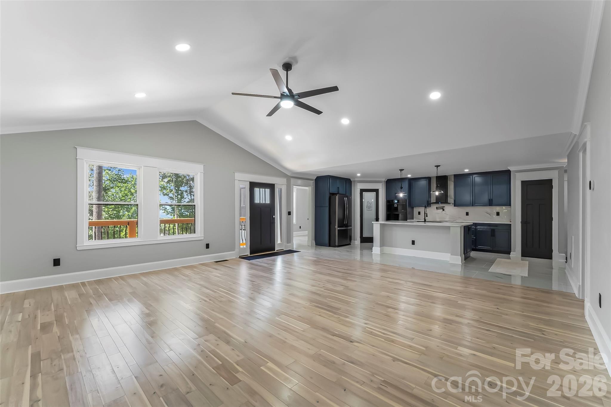 Single Family Residence at 276 Coopers Drive, Hendersonville, photo 5 of 38