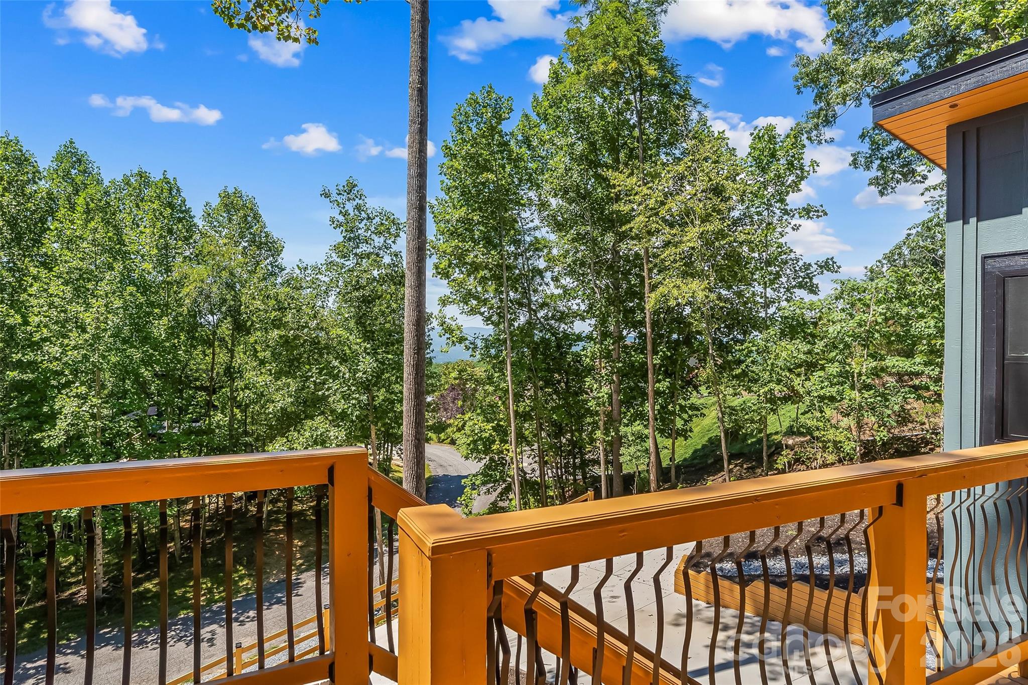 Single Family Residence at 276 Coopers Drive, Hendersonville, photo 27 of 38