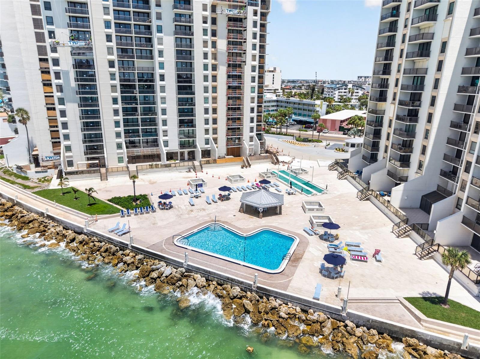 Condominium at 440 S GULFVIEW BLVD #1407, CLEARWATER, photo 7 of 42