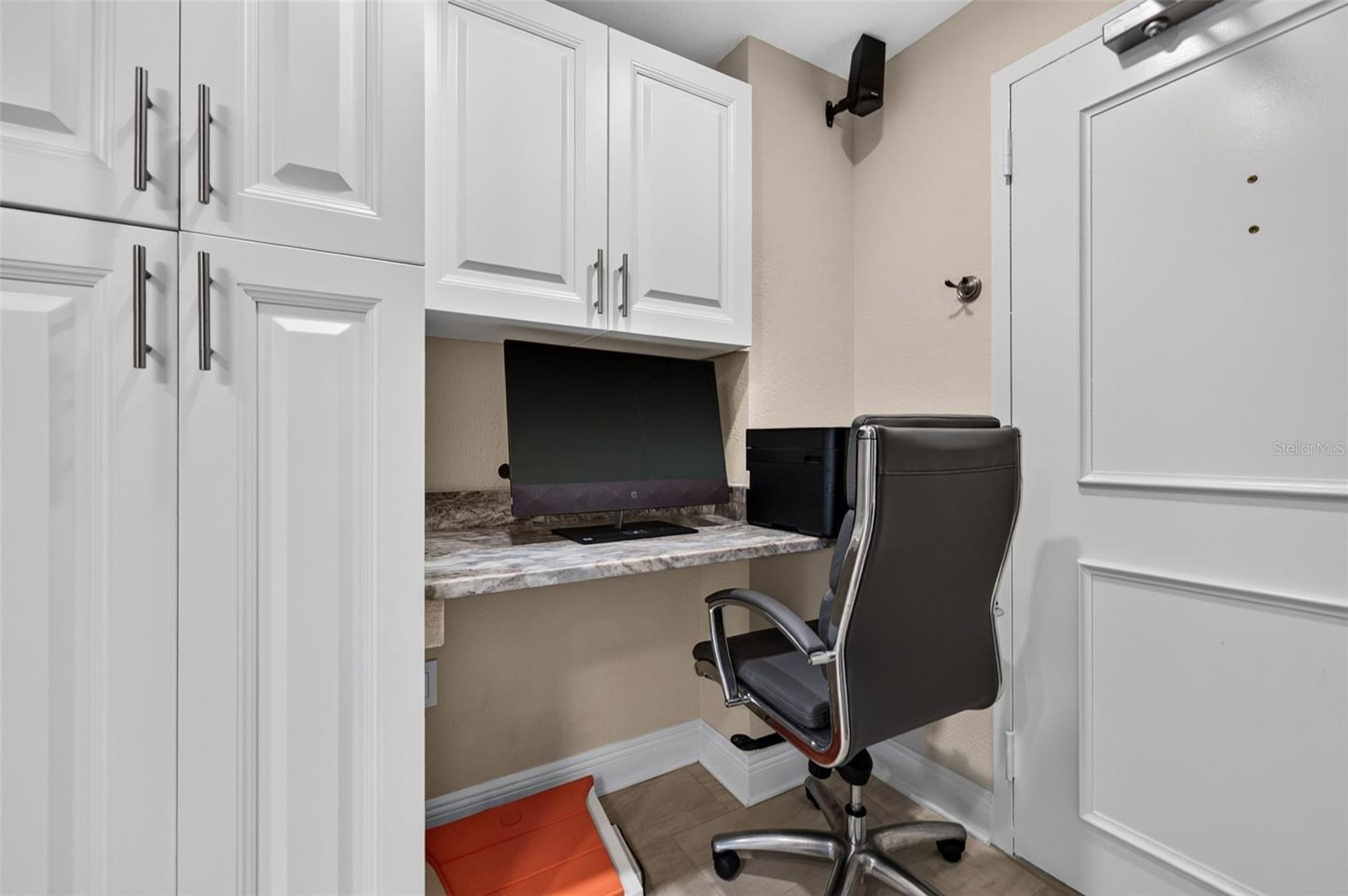 Condominium at 440 S GULFVIEW BLVD #1407, CLEARWATER, photo 24 of 42