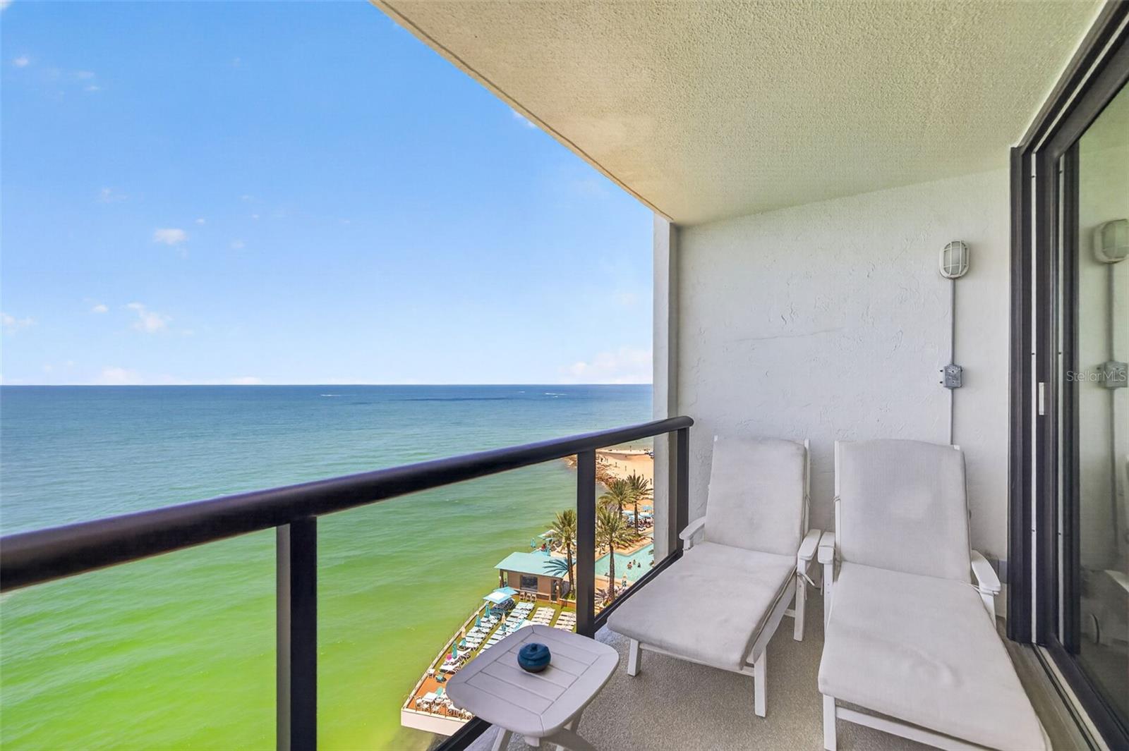 Condominium at 440 S GULFVIEW BLVD #1407, CLEARWATER, photo 34 of 42