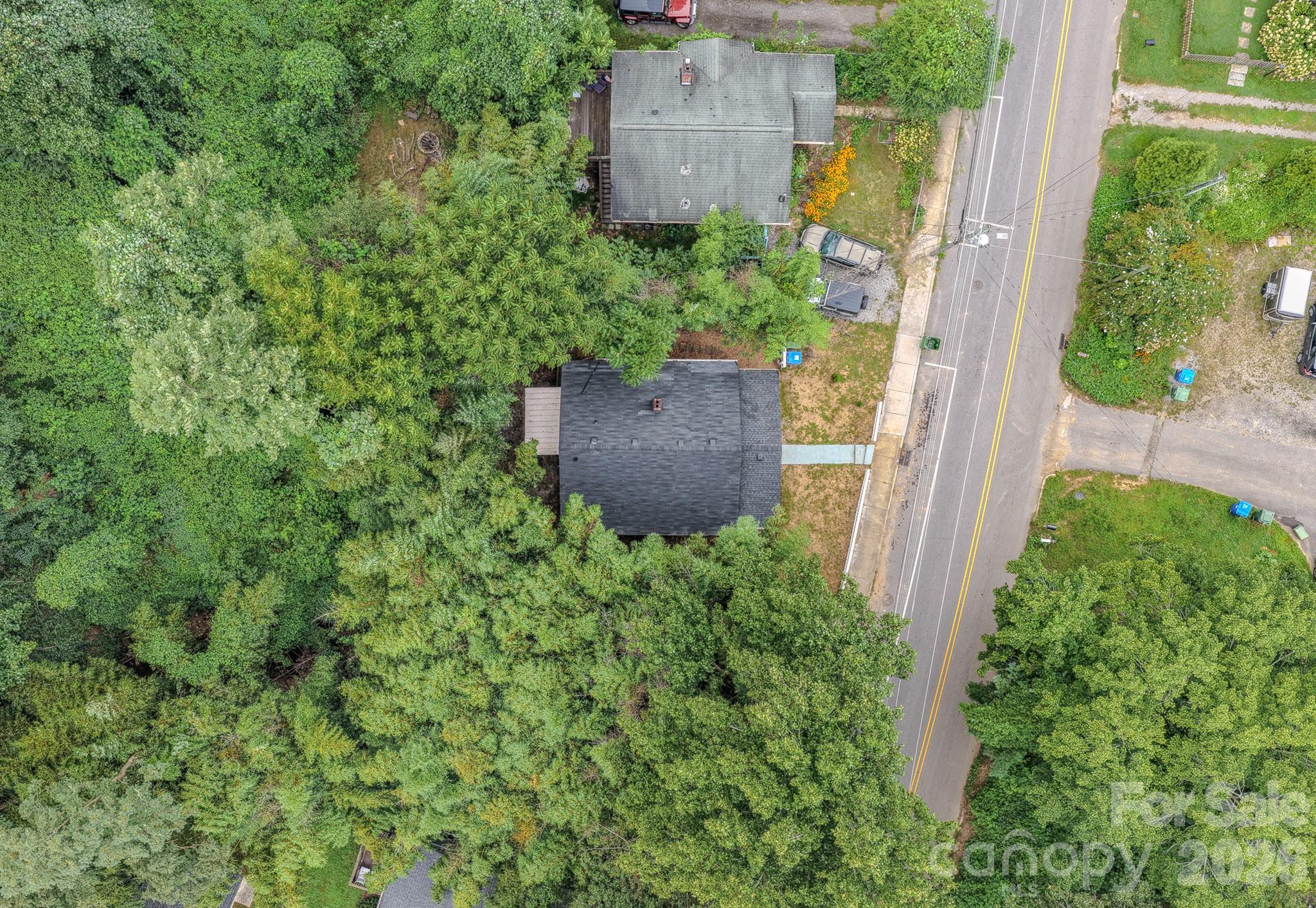 Single Family Residence at 298 State Street, Asheville, photo 5 of 33