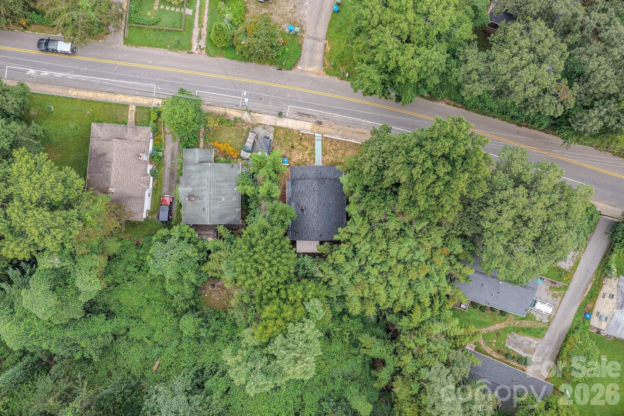 Single Family Residence at 298 State Street, Asheville, photo 6 of 33