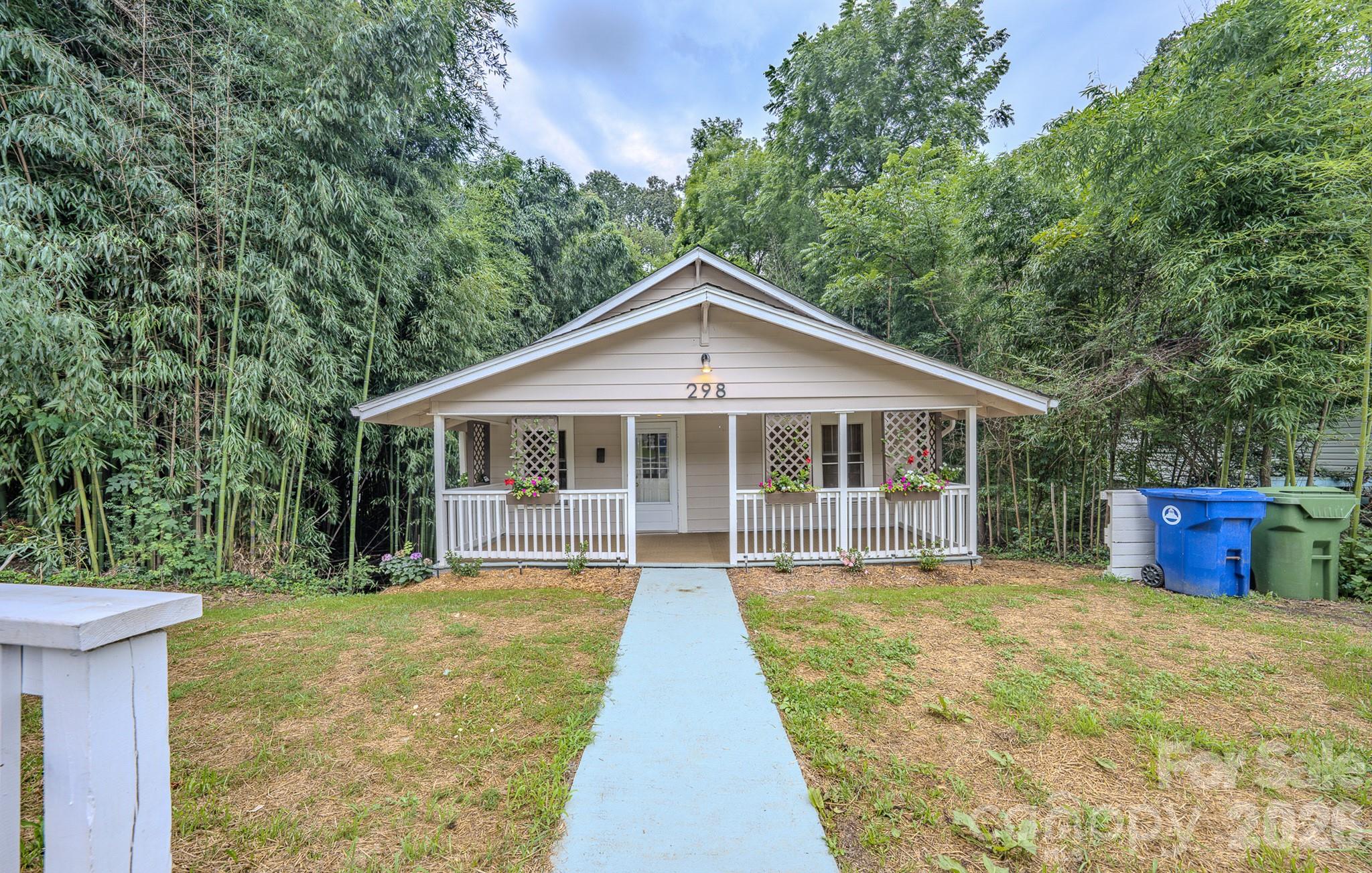 Single Family Residence at 298 State Street, Asheville, photo 31 of 33