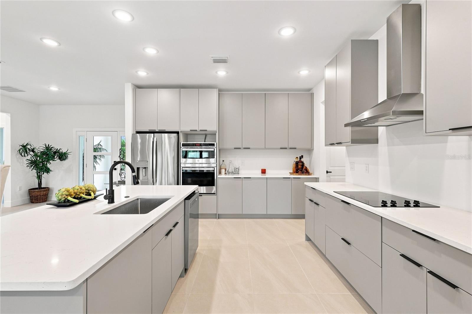 Single Family Residence at 7731 PINEDALE DR, PORT CHARLOTTE, photo 17 of 56