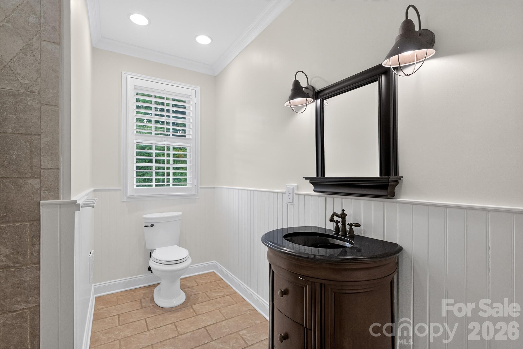 Second Floor Bathroom - 745 Saint Andrews Road, Statesville