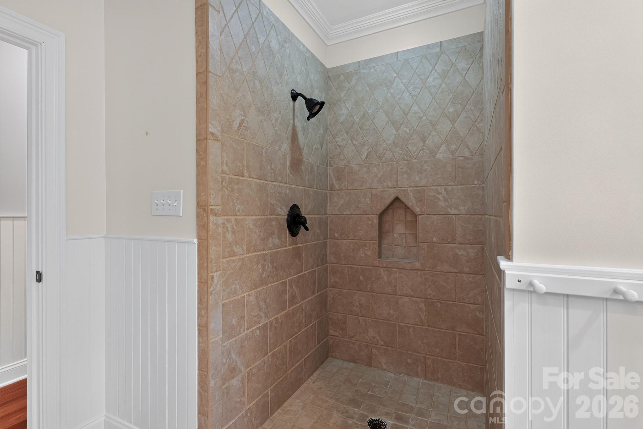 Second Floor Bathroom - 745 Saint Andrews Road, Statesville
