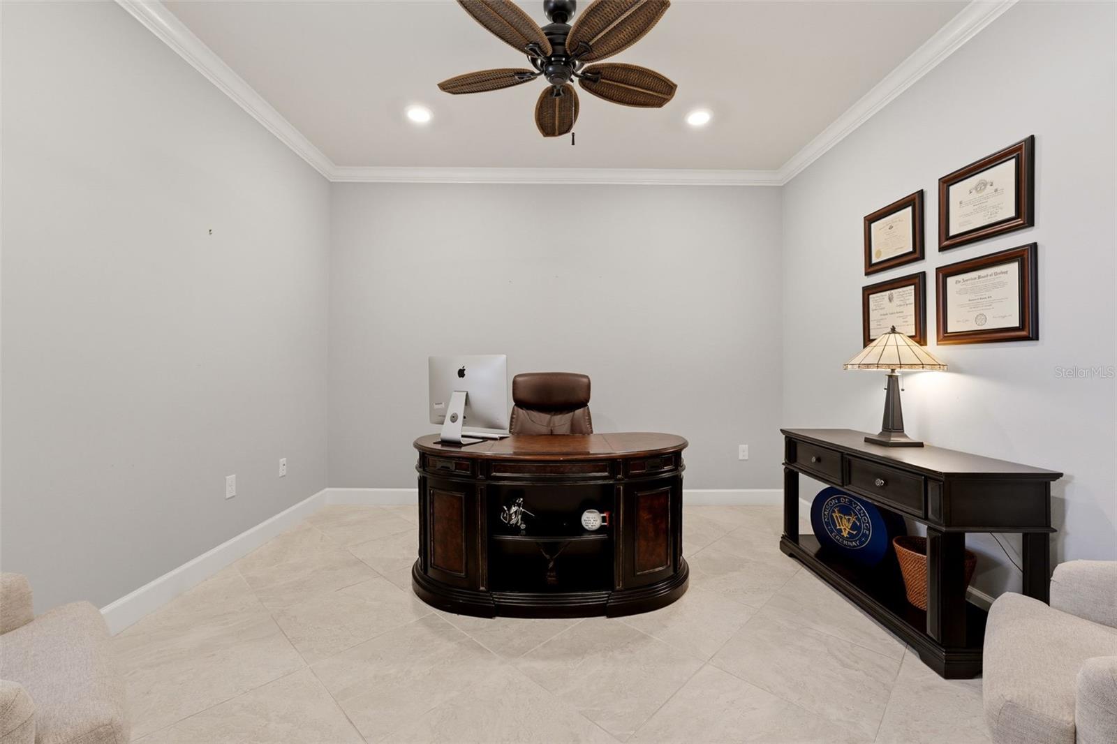 Office/Den - 6839 CHESTER TRL, BRADENTON