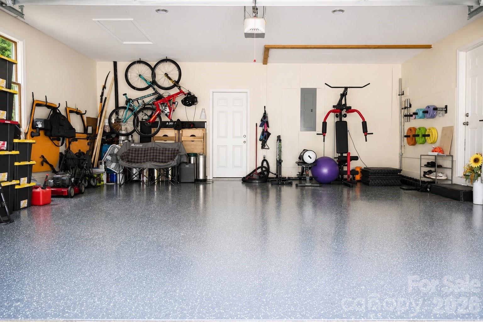 Garage - Freshly painted floor - 4 Beechwood Lakes Drive, Hendersonville