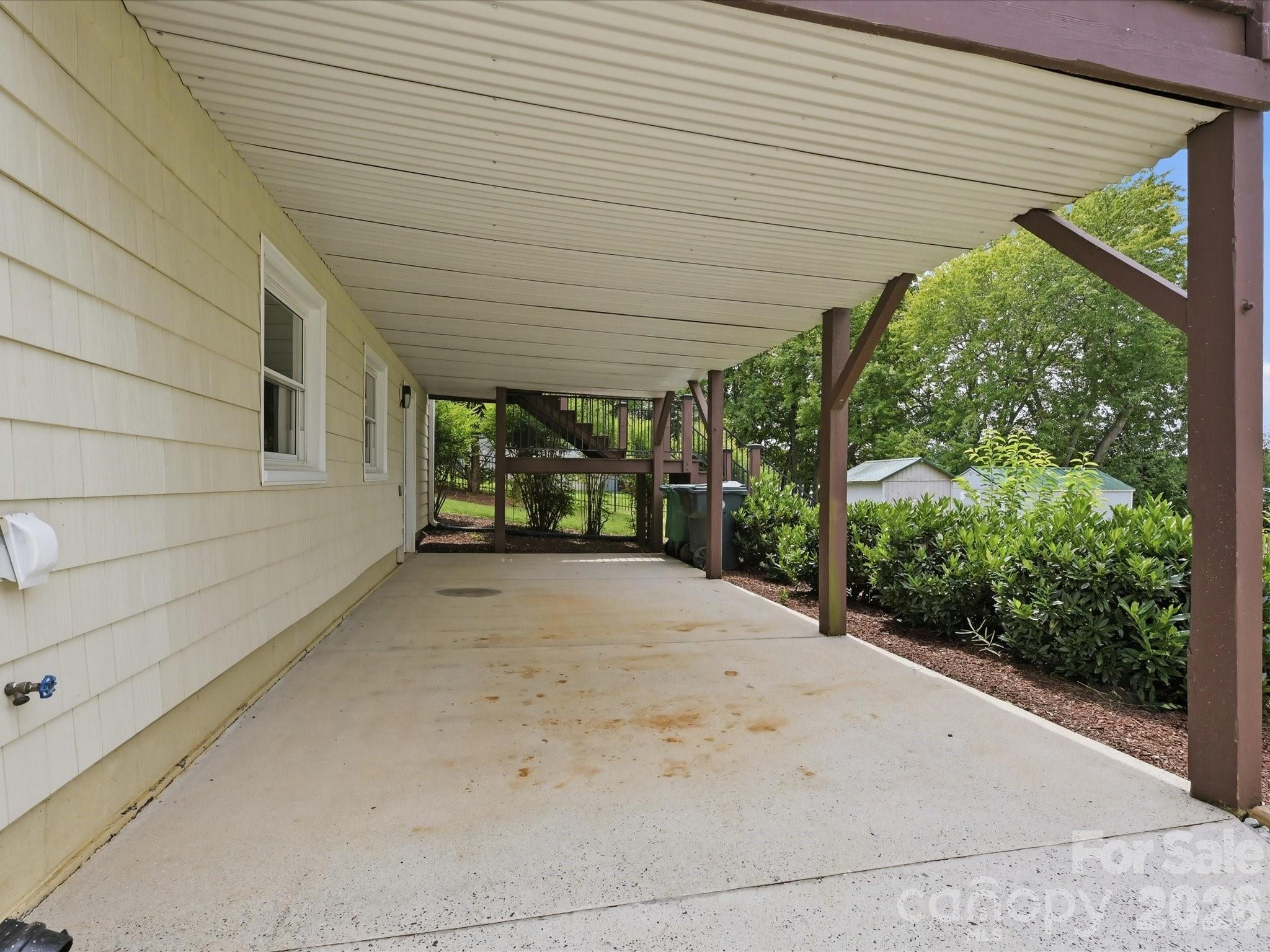 Carport or covered patio area! - 20845 Lagoona Drive, Cornelius