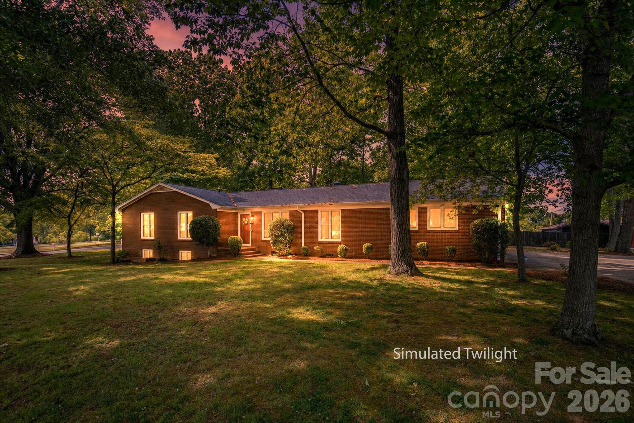 Single Family Residence at 602 Lee Street, Kings Mountain, photo 4 of 48