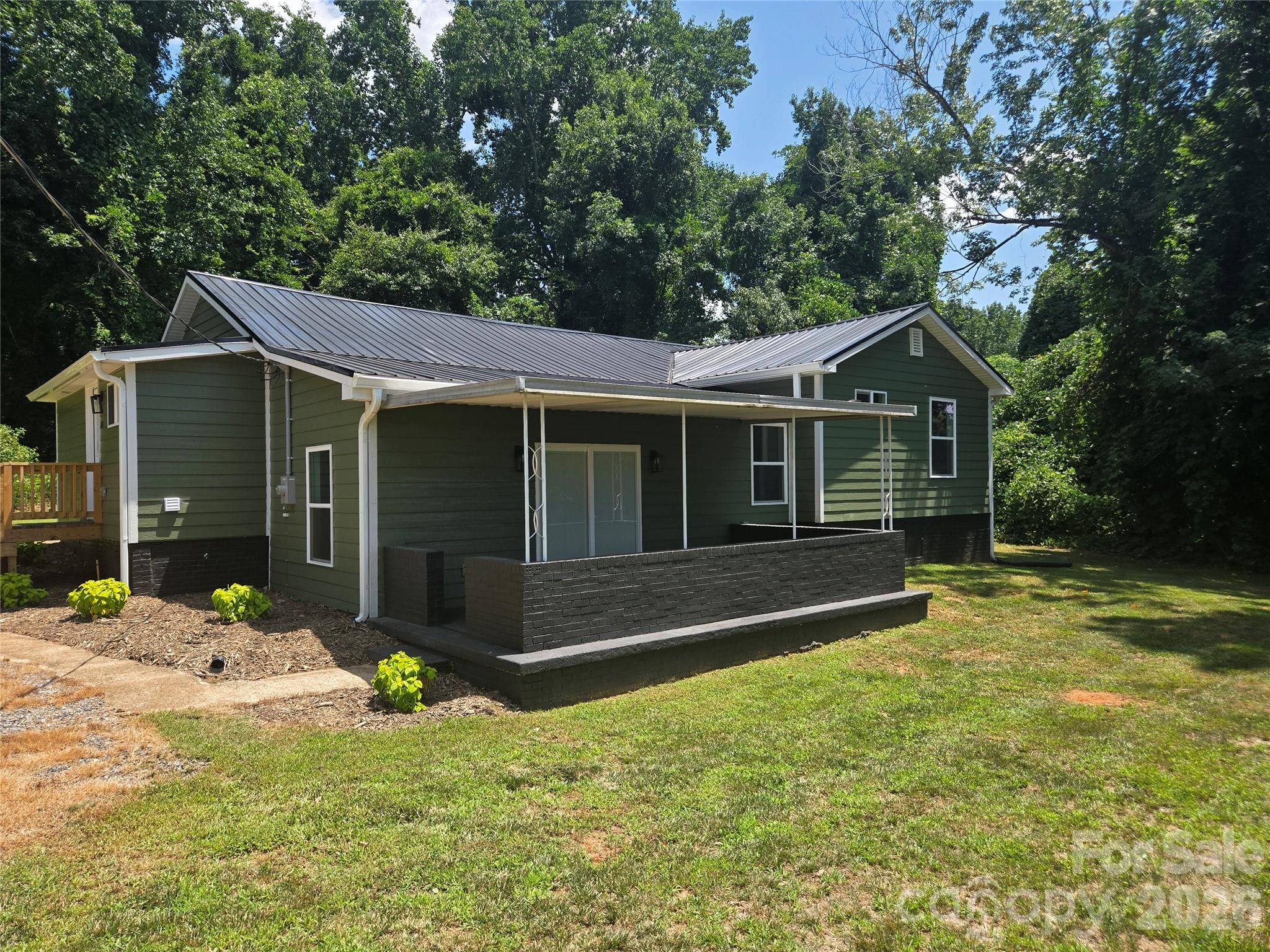 Single Family Residence at 240 E Court Street, Rutherfordton, photo 2 of 23