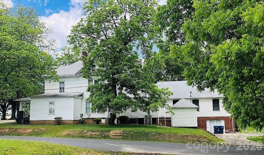 Single Family Residence at 115 S Pearl Street, Troy, photo 3 of 38