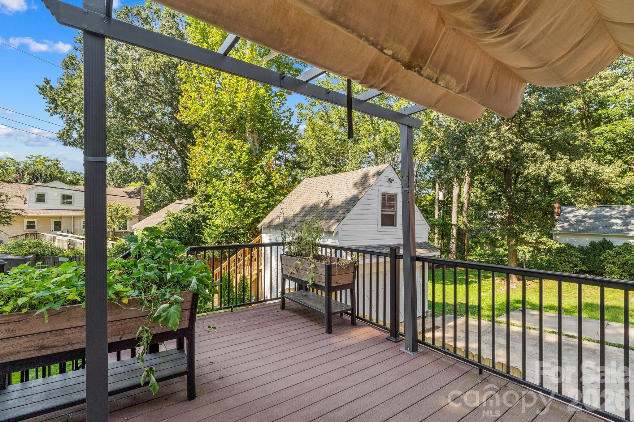 Single Family Residence at 221 Woodrow Avenue, High Point, photo 36 of 47