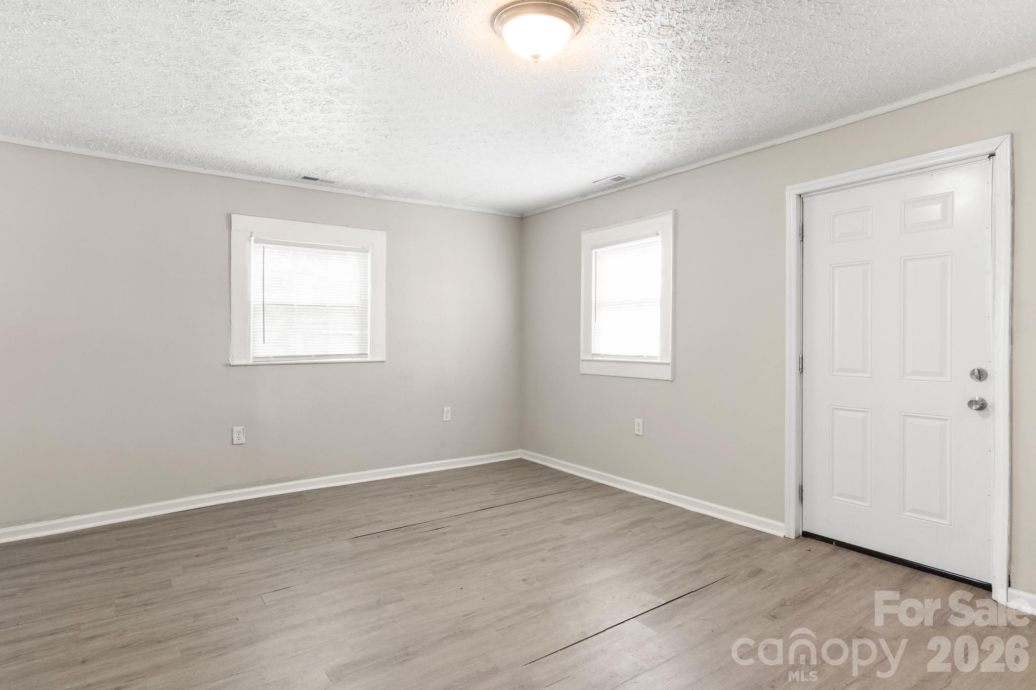 Single Family Residence at 411 S Thompson Street, Shelby, photo 8 of 18