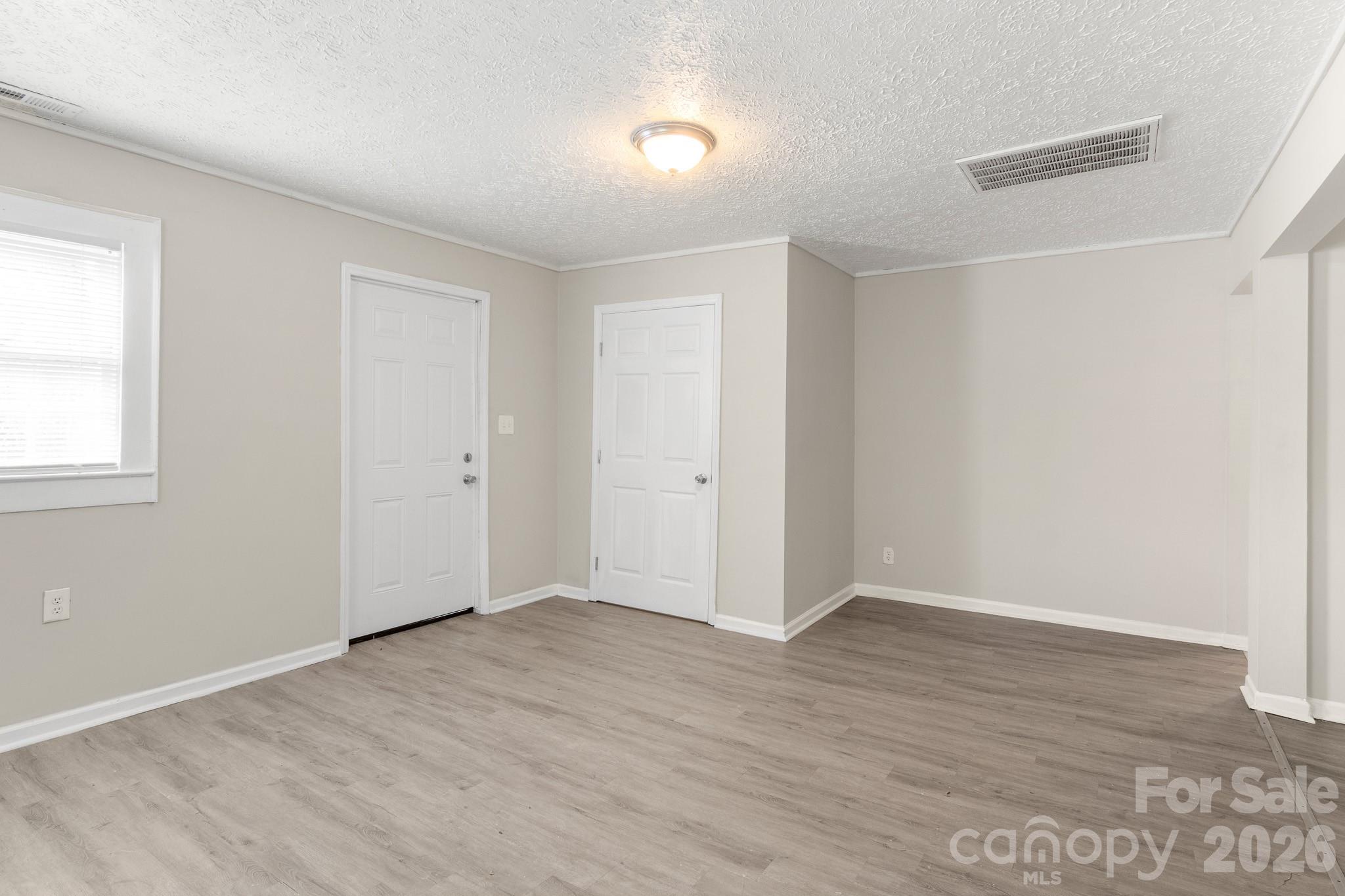 Single Family Residence at 411 S Thompson Street, Shelby, photo 9 of 18