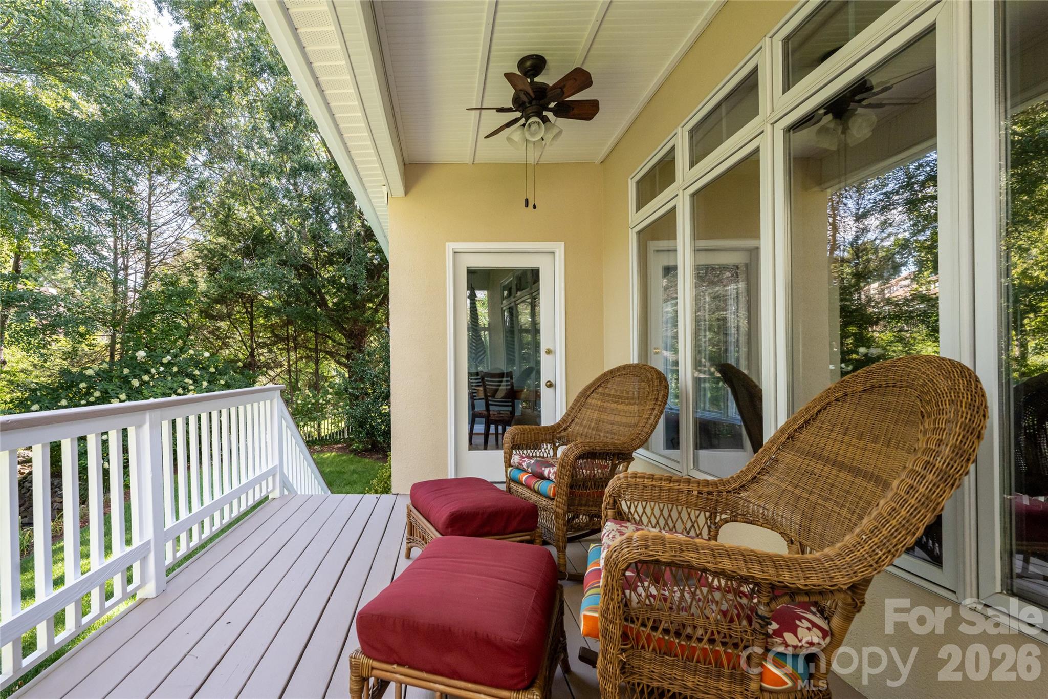 Private backpack overlooking the creek! - 8 Clovelly Way, Asheville