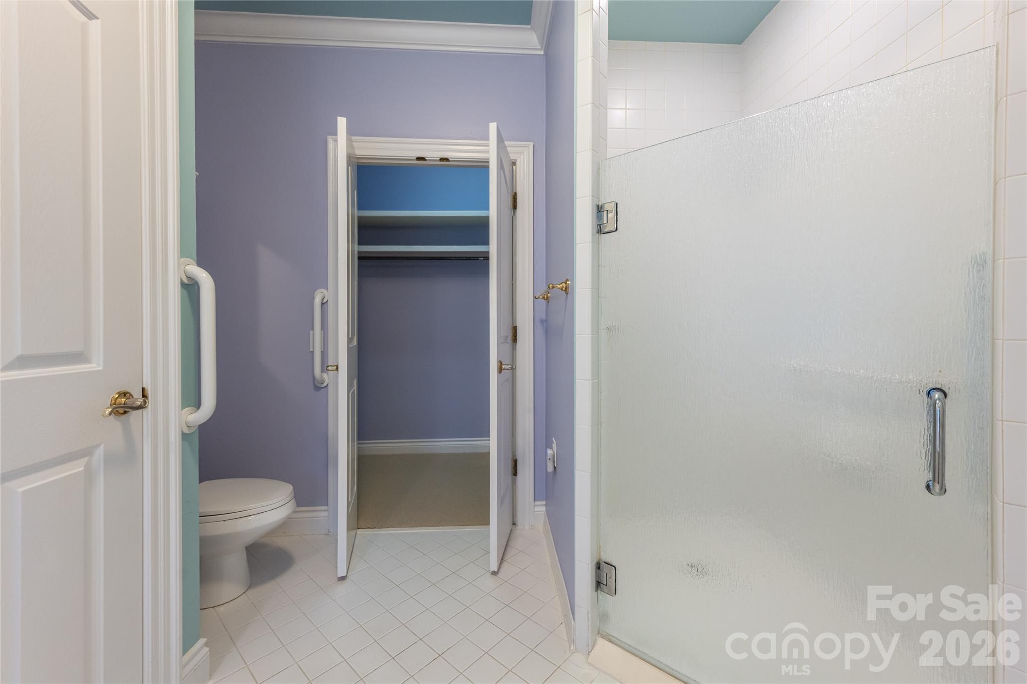 Primary bathroom - 8 Clovelly Way, Asheville