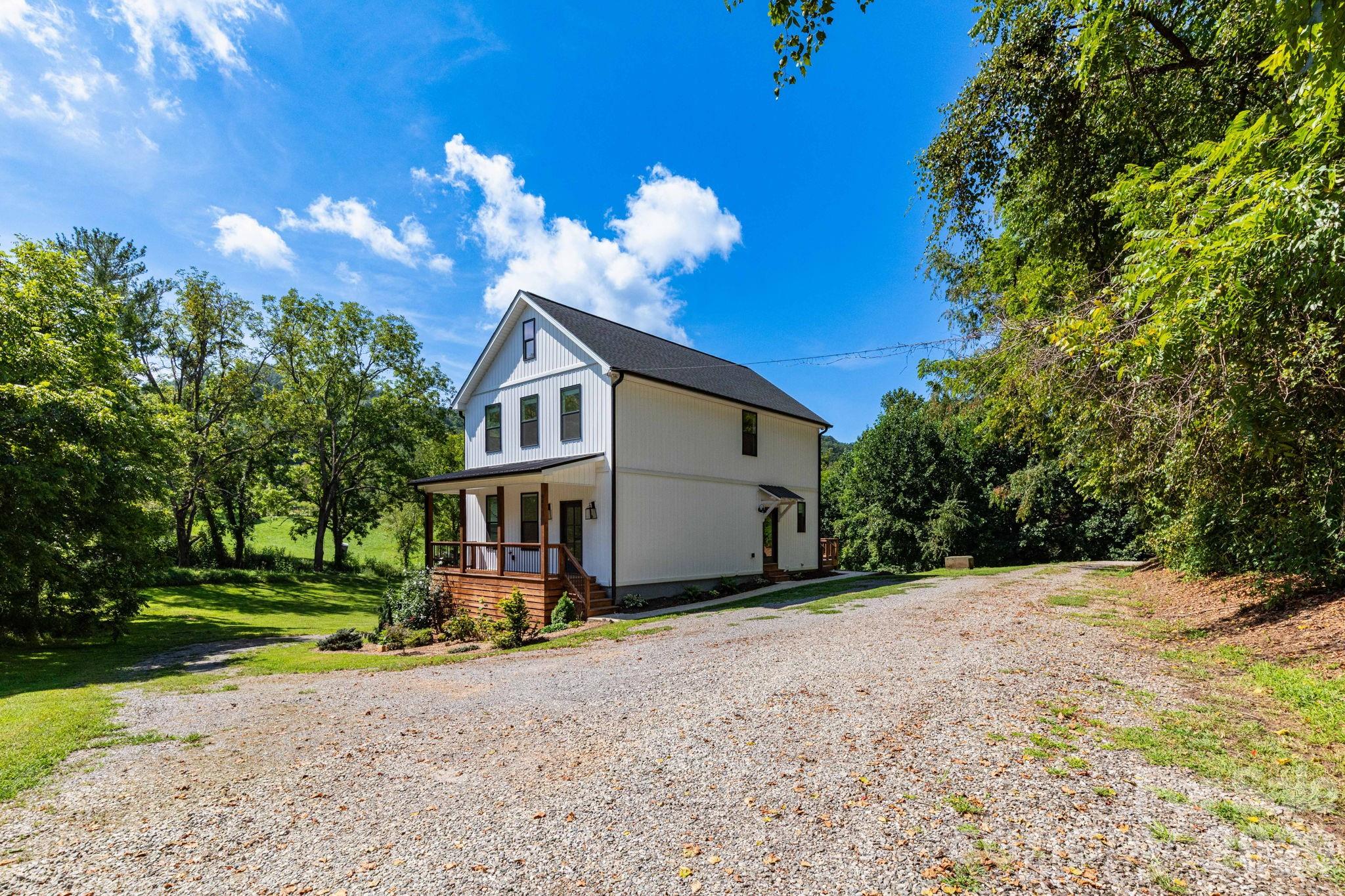 Single Family Residence at 881 Burney Mountain Road, Fletcher, photo 3 of 28