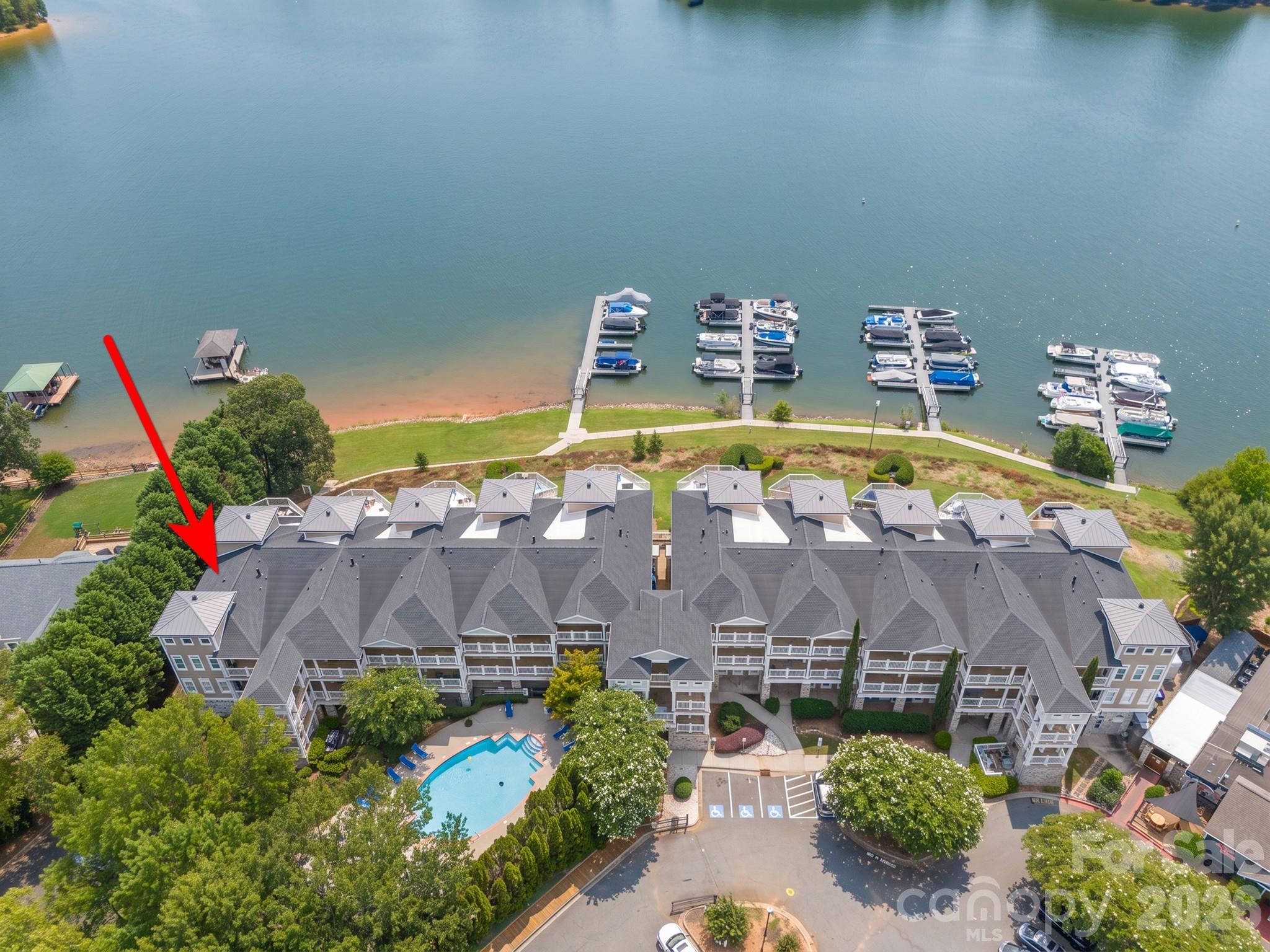 Condominium at 637 Williamson Road, Mooresville, photo 4 of 48