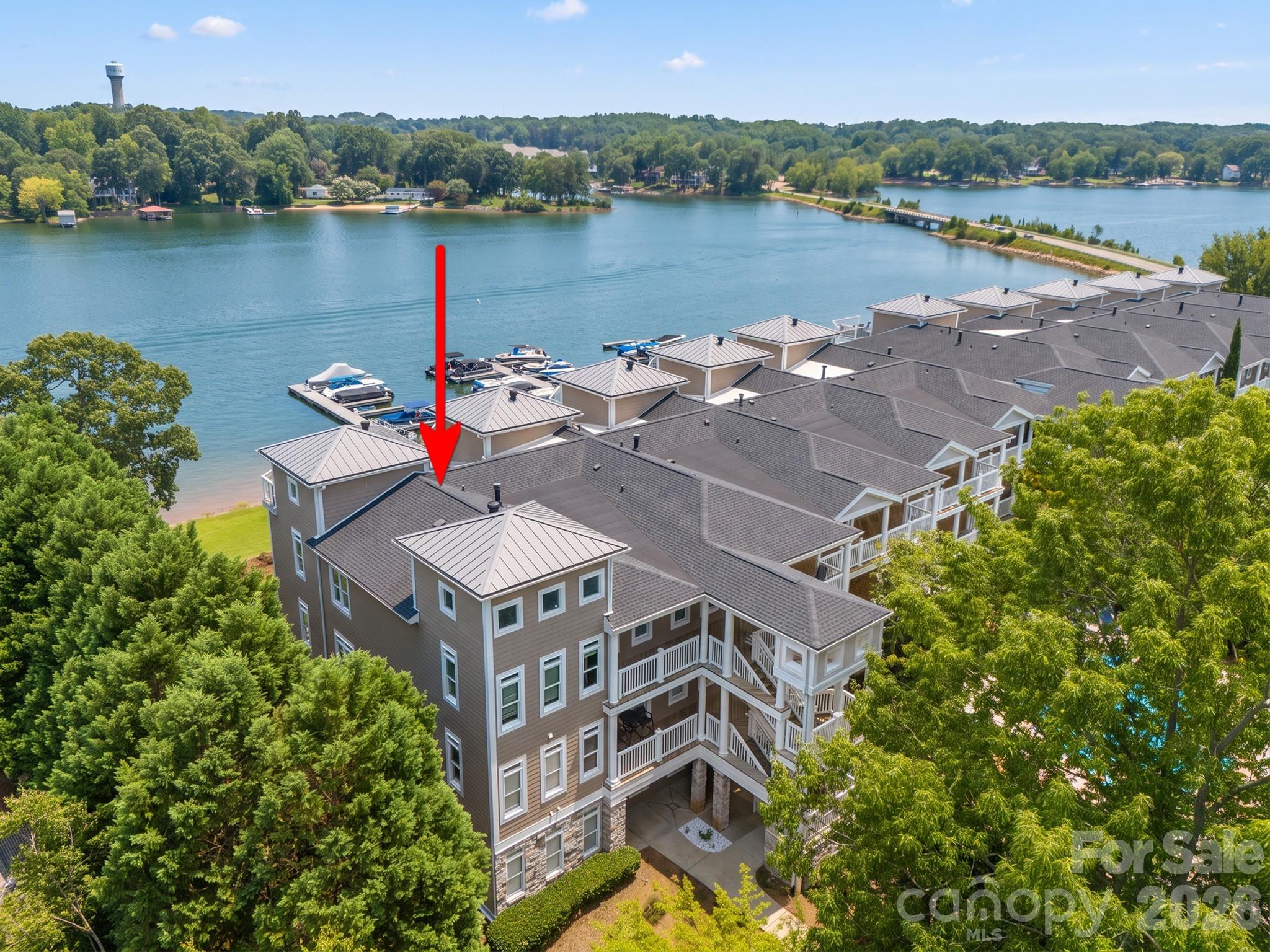 Condominium at 637 Williamson Road, Mooresville, photo 6 of 48