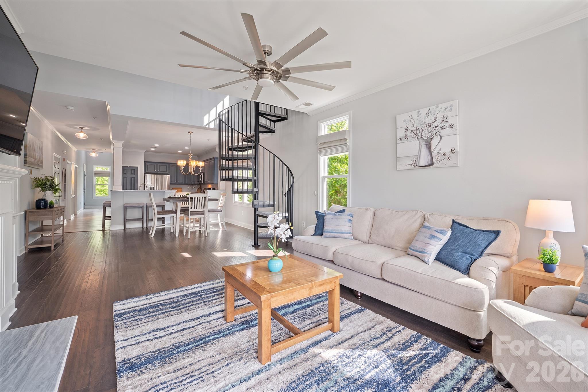 Condominium at 637 Williamson Road, Mooresville, photo 12 of 48