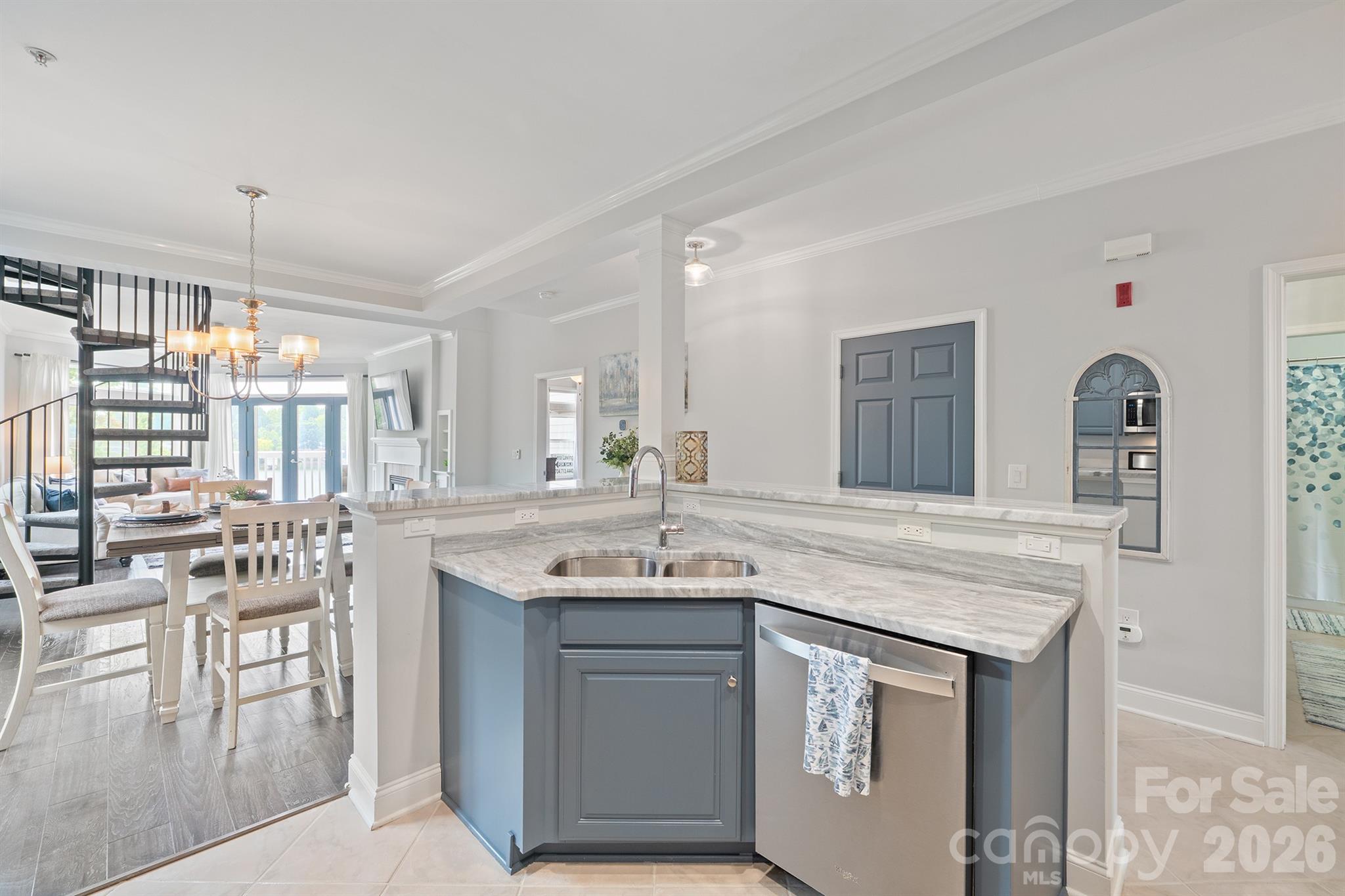 Condominium at 637 Williamson Road, Mooresville, photo 16 of 48