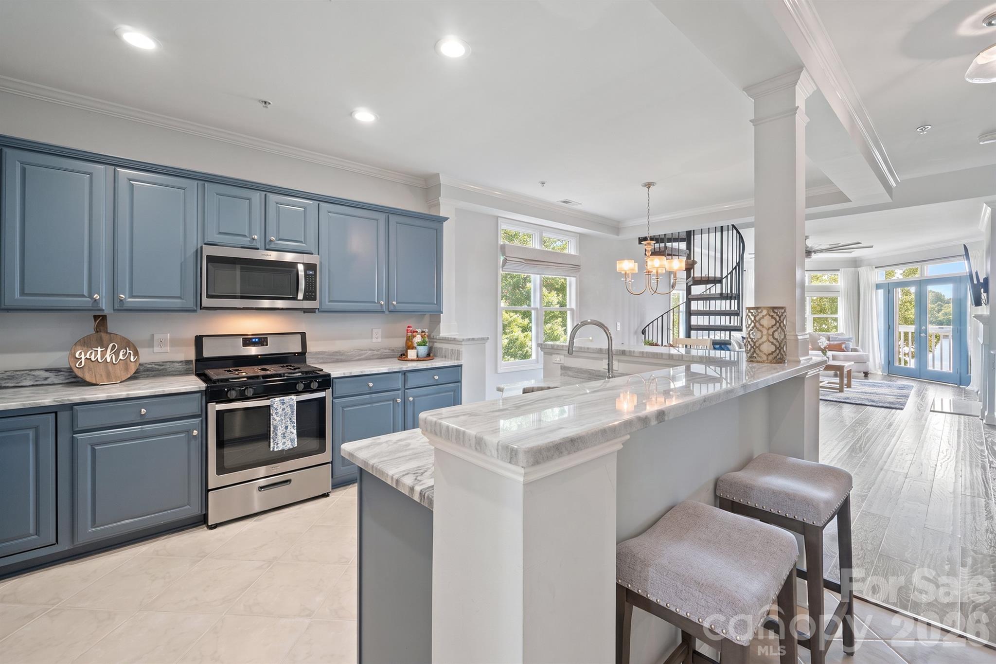 Condominium at 637 Williamson Road, Mooresville, photo 19 of 48