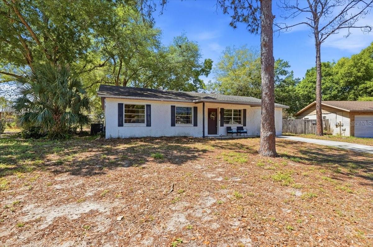 Single Family Residence at 215 CARLA ANN CT, AUBURNDALE