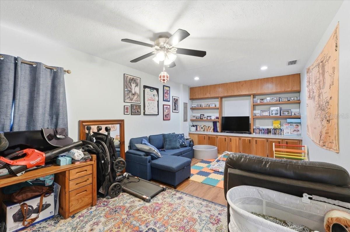 Single Family Residence at 215 CARLA ANN CT, AUBURNDALE, photo 10 of 34