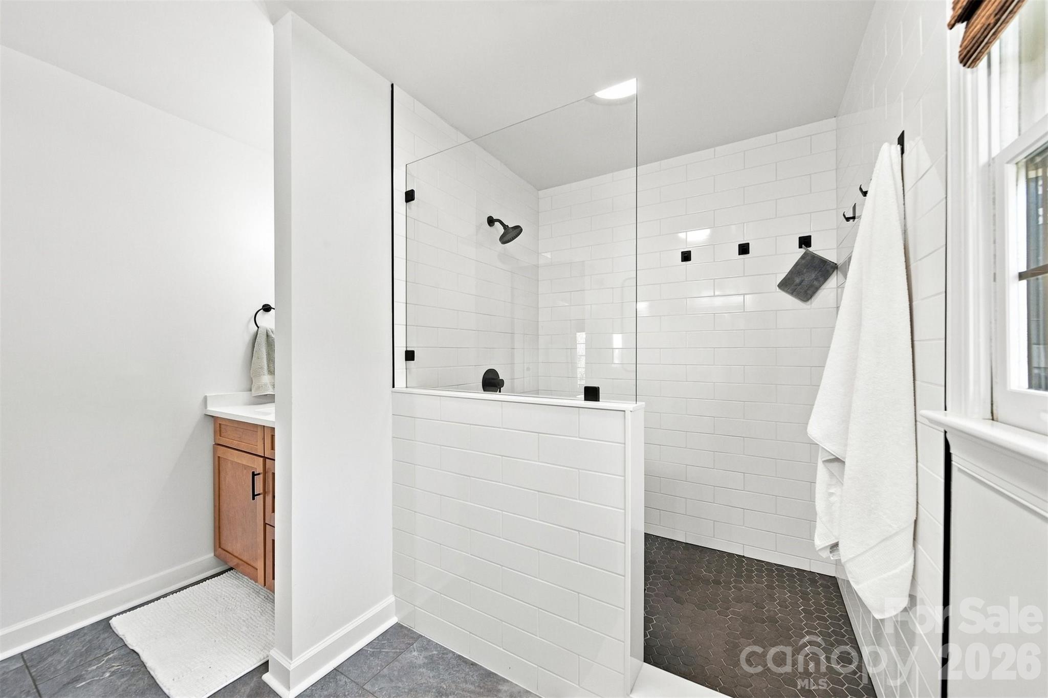 Primary Bathroom - 2682 Canvasback Lane, Catawba