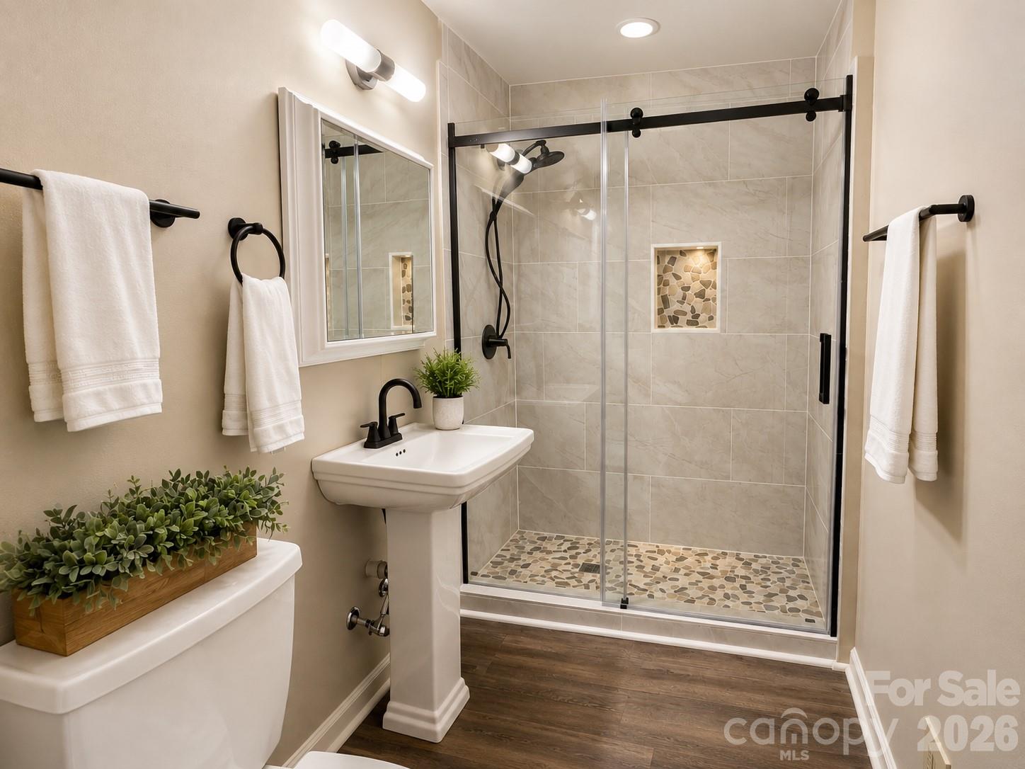 Upstairs Bathroom - 195 Azalea Road, Mooresville
