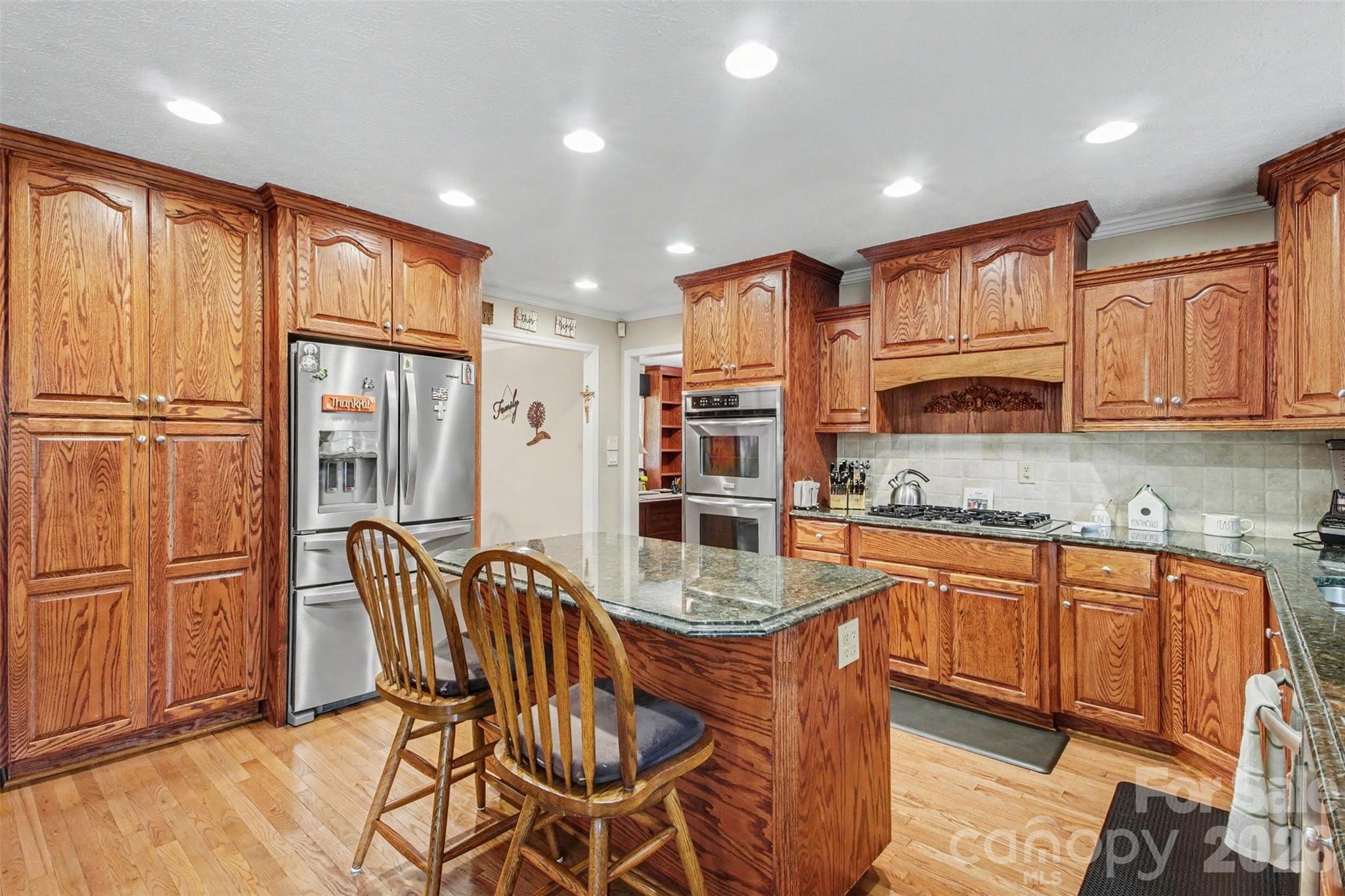 Single Family Residence at 1204 Dumbarton Road, Gastonia, photo 14 of 31