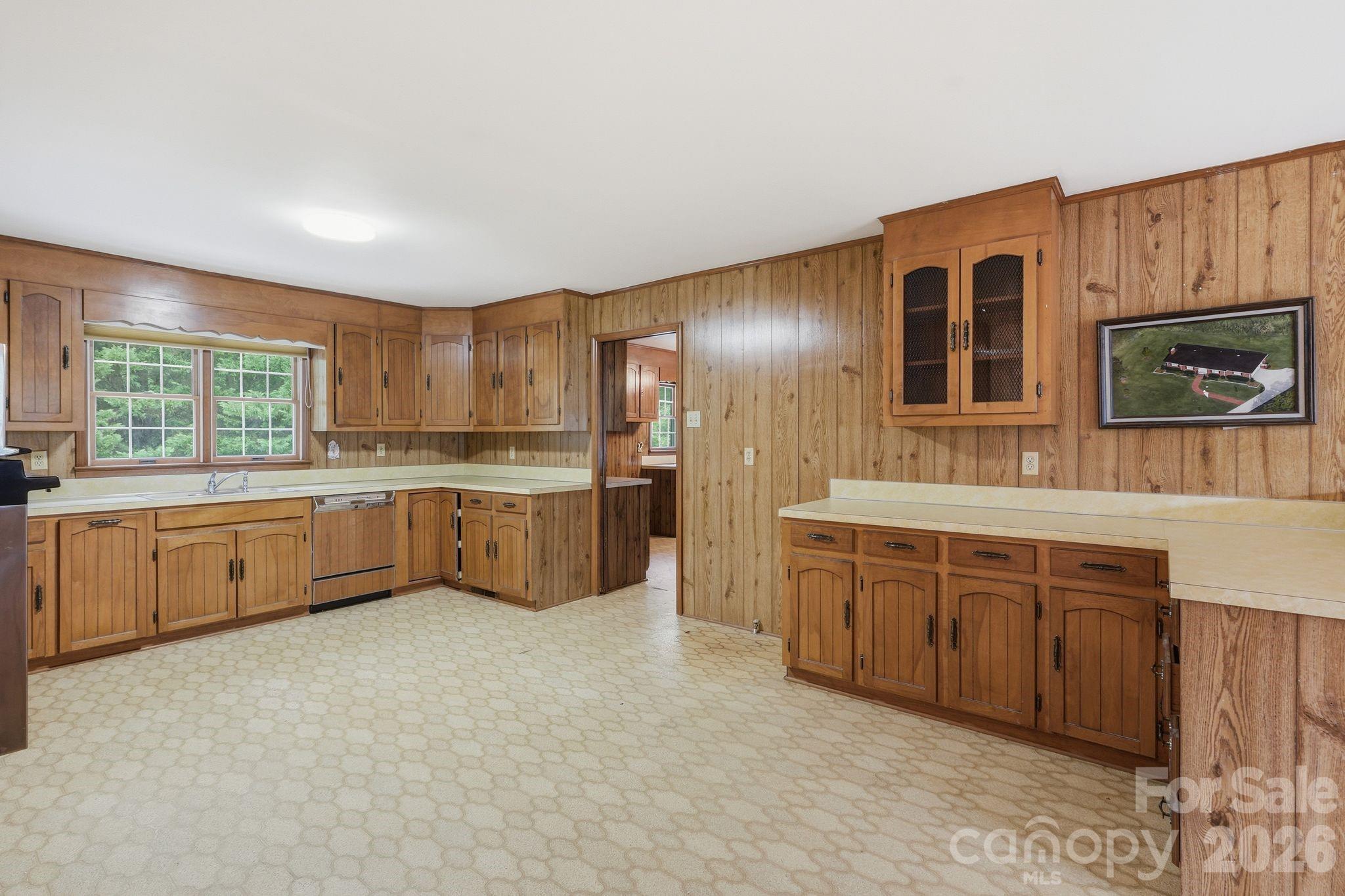 Single Family Residence at 431 Costner School Road, Bessemer City, photo 12 of 43