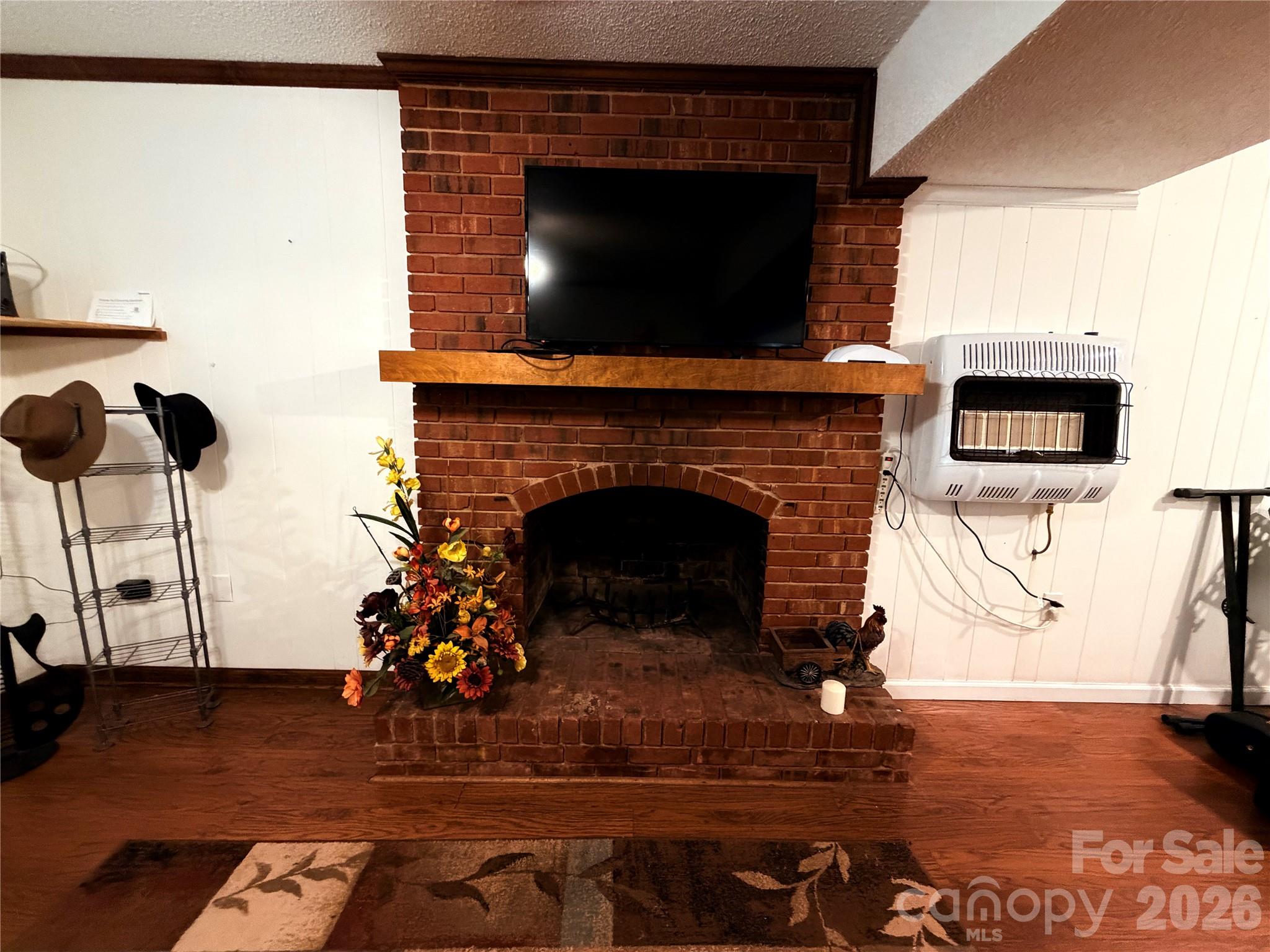 Downstairs Fireplace - 1000 Beaumont Poplar Street, North Wilkesboro