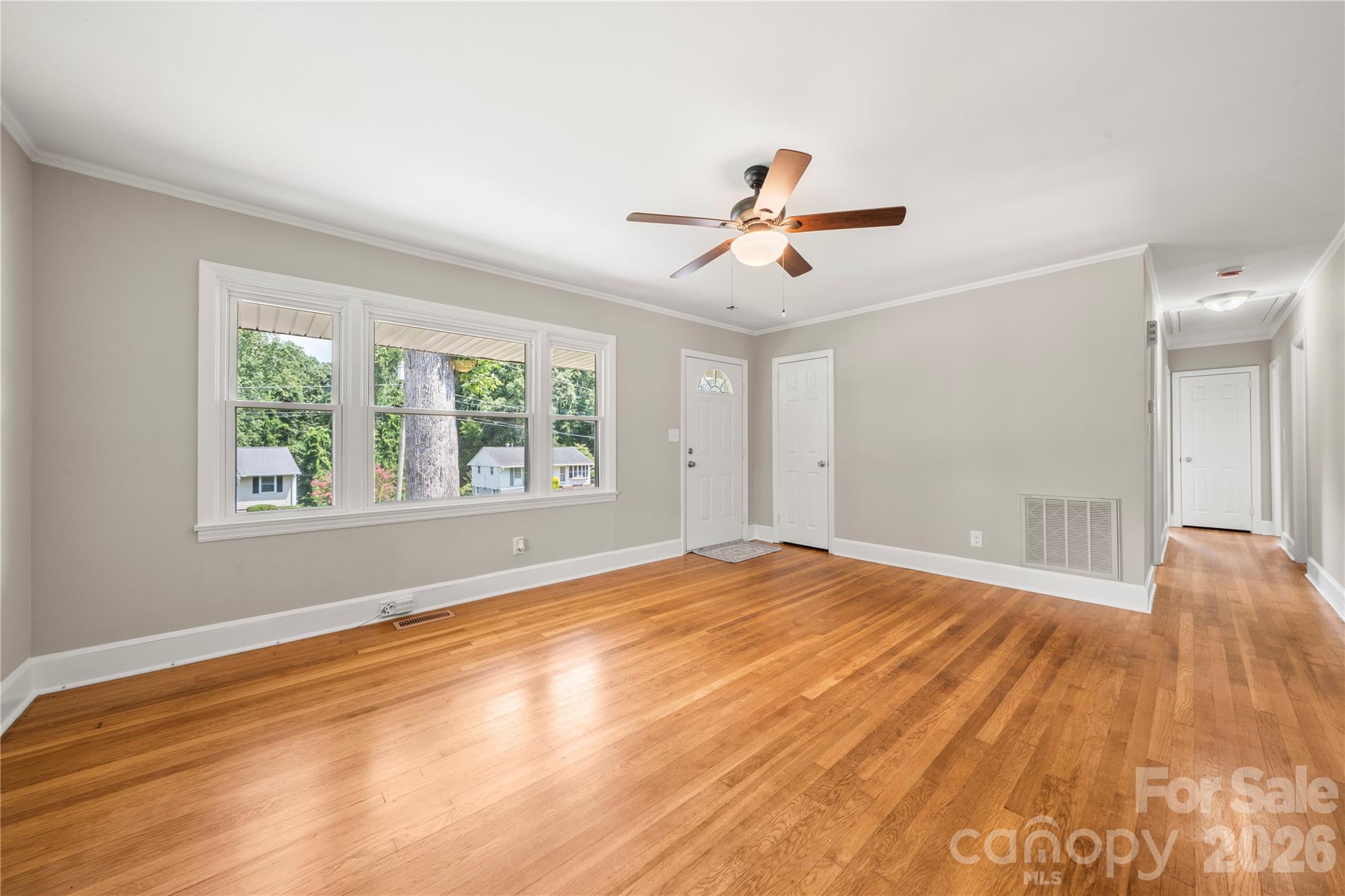 Single Family Residence at 713 Crestwood Avenue, Gastonia, photo 11 of 24