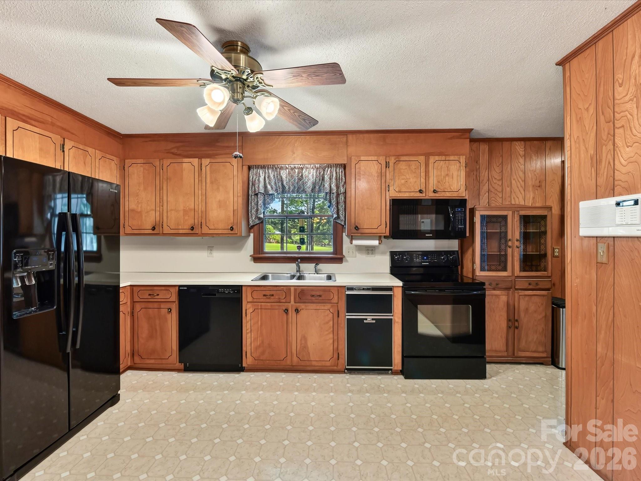 Single Family Residence at 2646 Rolling Hills Drive, Monroe, photo 10 of 40