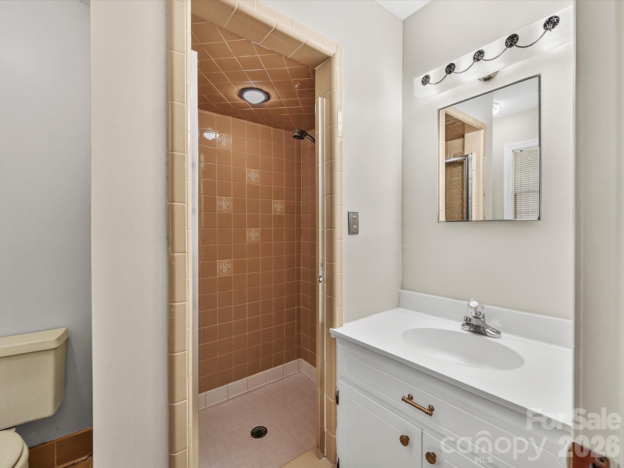 Single Family Residence at 2646 Rolling Hills Drive, Monroe, photo 20 of 40