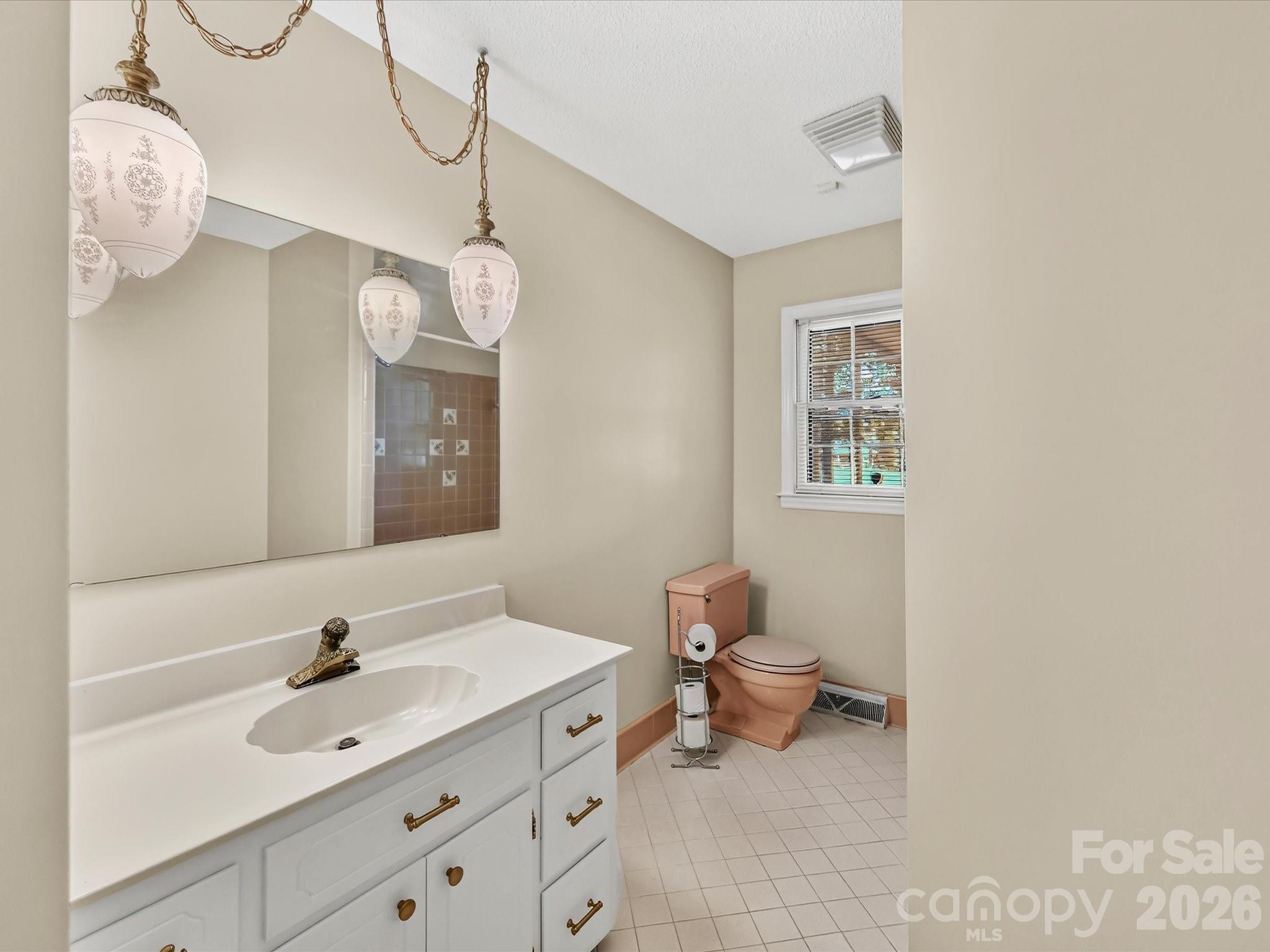 Single Family Residence at 2646 Rolling Hills Drive, Monroe, photo 23 of 40