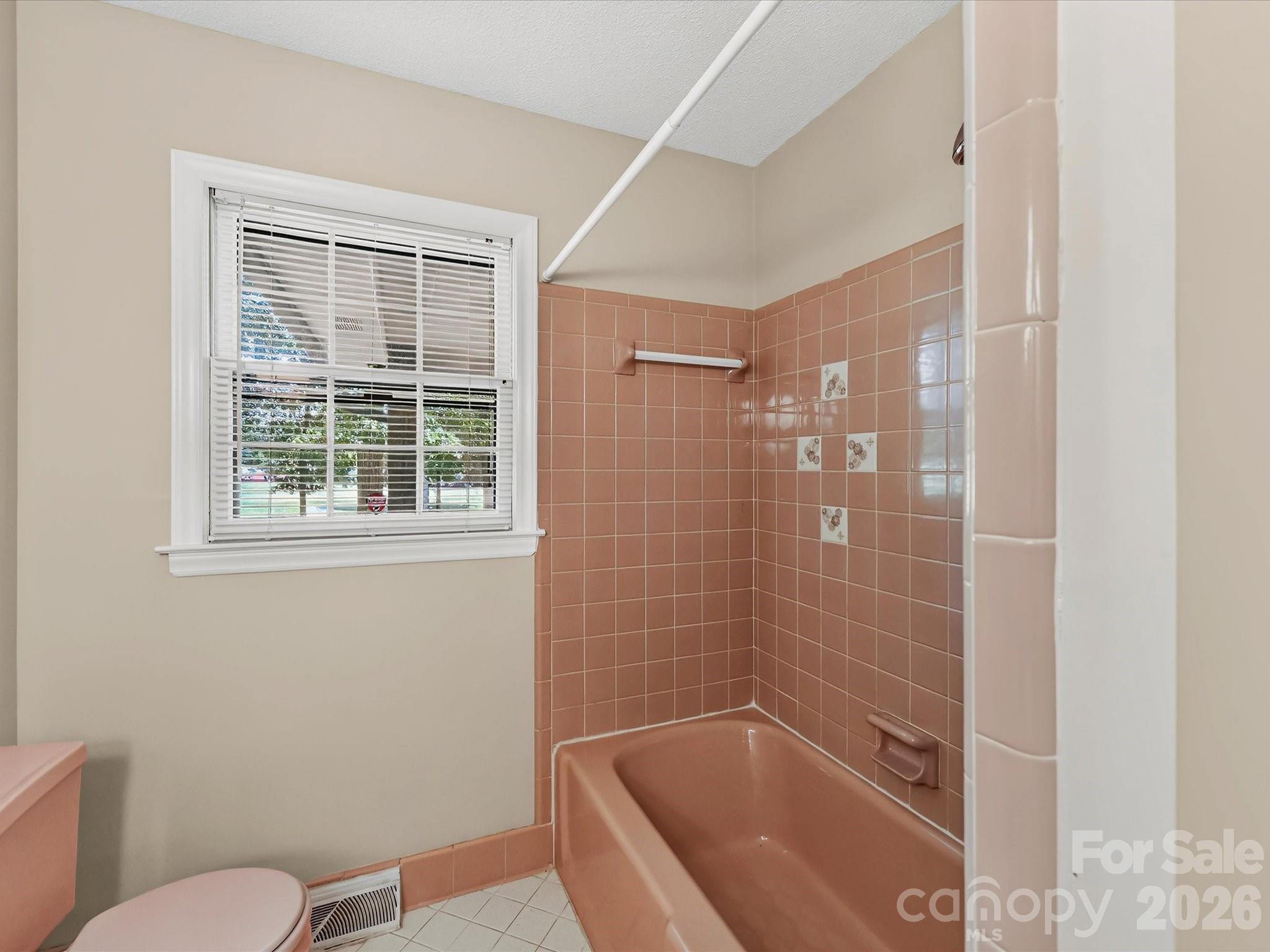 Single Family Residence at 2646 Rolling Hills Drive, Monroe, photo 24 of 40
