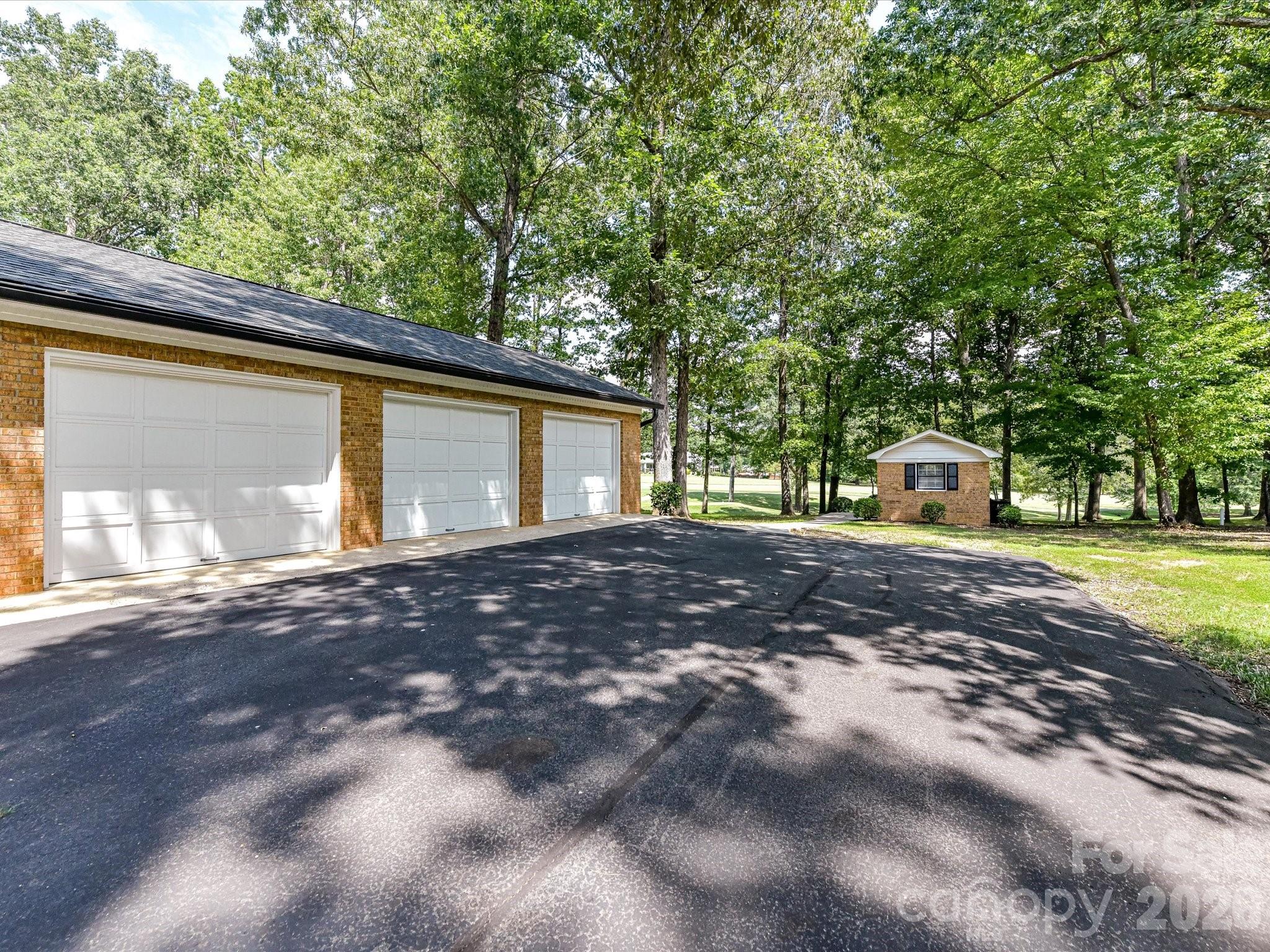Single Family Residence at 2646 Rolling Hills Drive, Monroe, photo 31 of 40