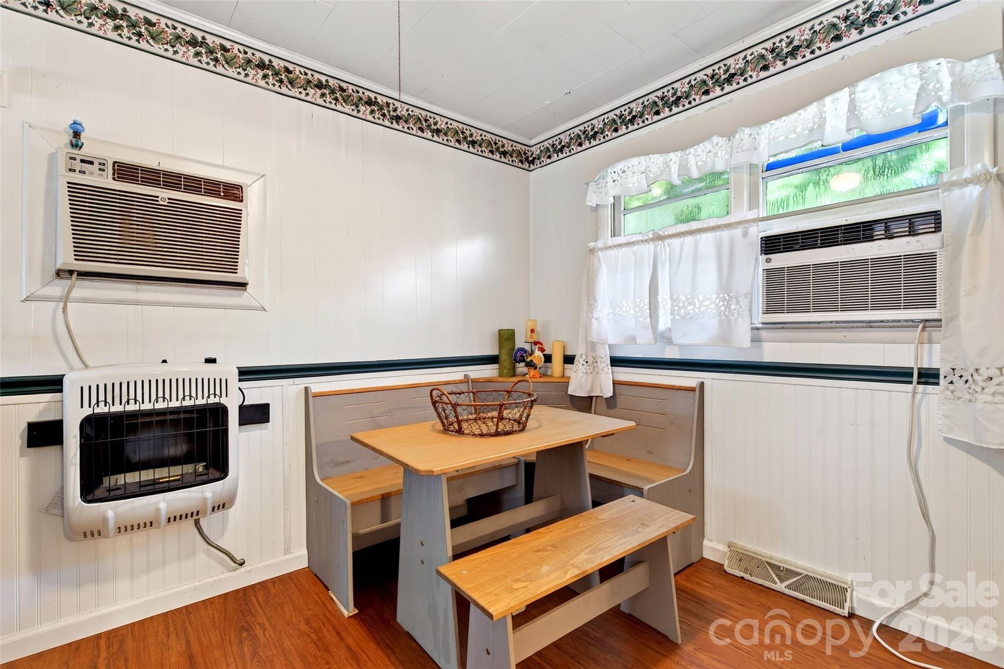 Single Family Residence at 55 Edwards Drive, Nebo, photo 5 of 33