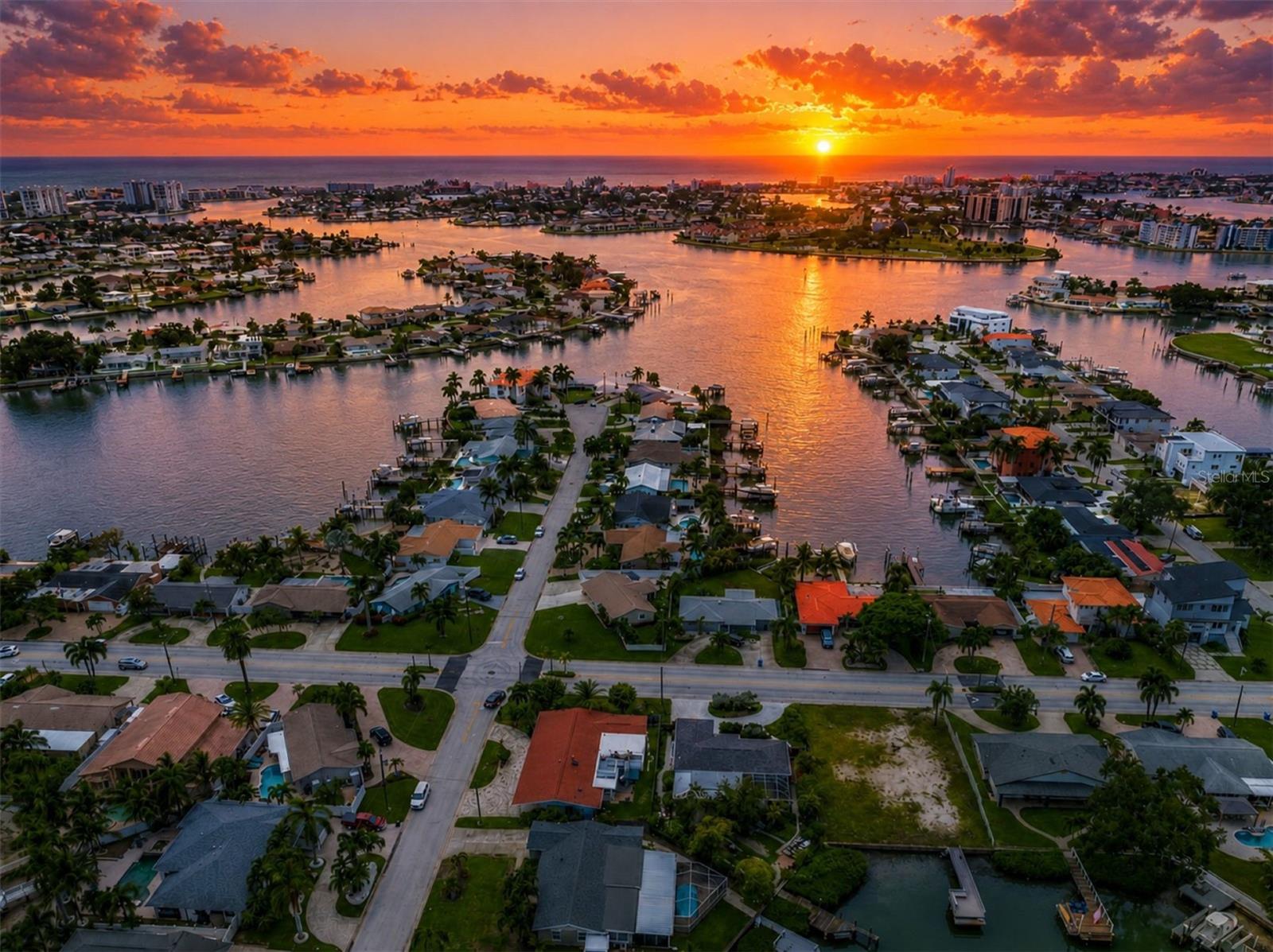 Minutes from the Gulf beaches, where Florida sunsets are part of the lifestyle. - 7891 4TH AVE S, ST PETERSBURG