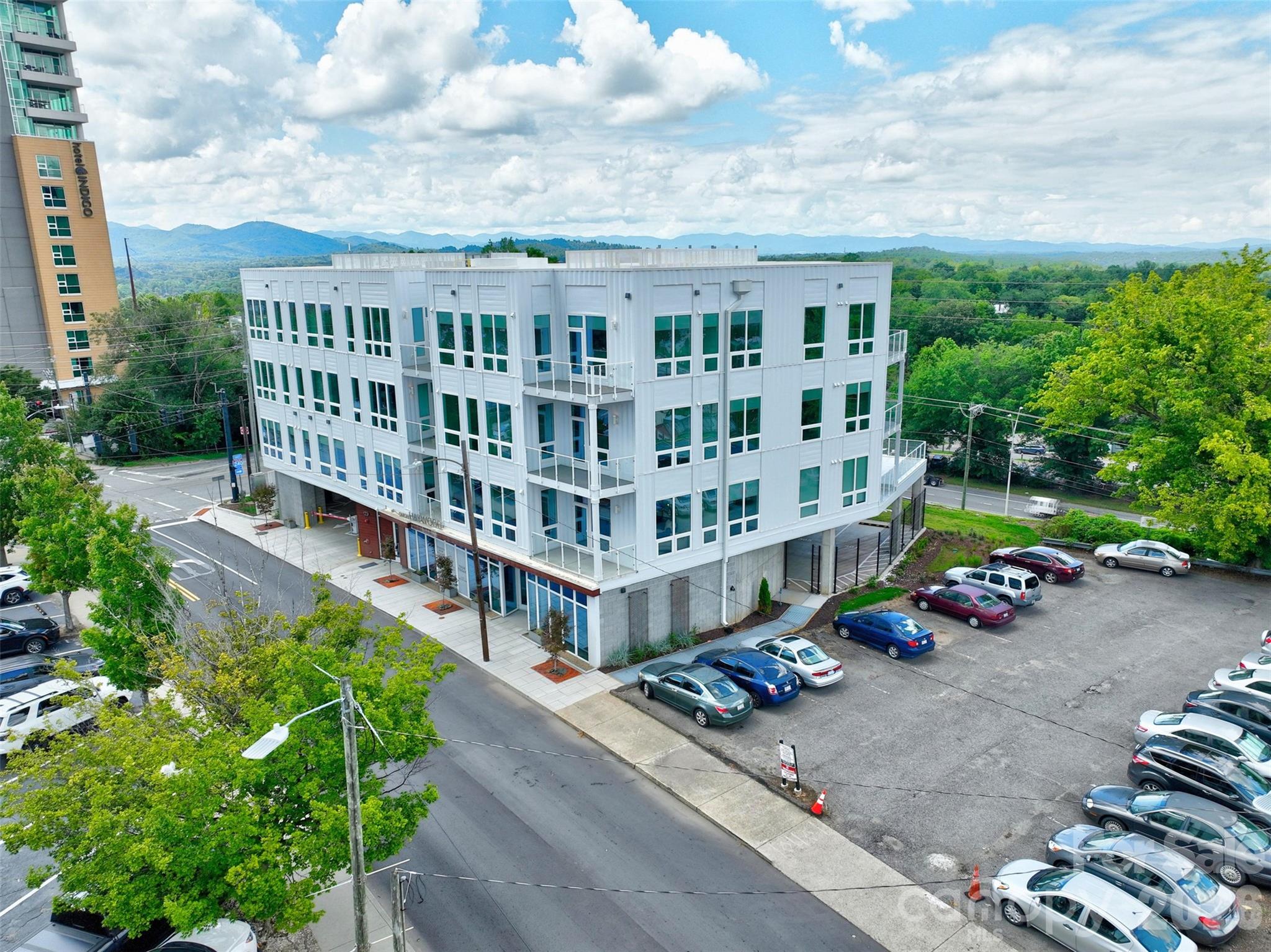 Condominium at 123 Haywood Street, Asheville, photo 31 of 36