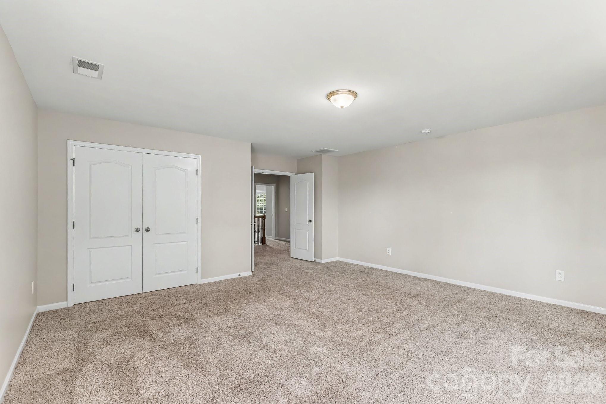 Single Family Residence at 487 Moses Drive, Fort Mill, photo 28 of 45
