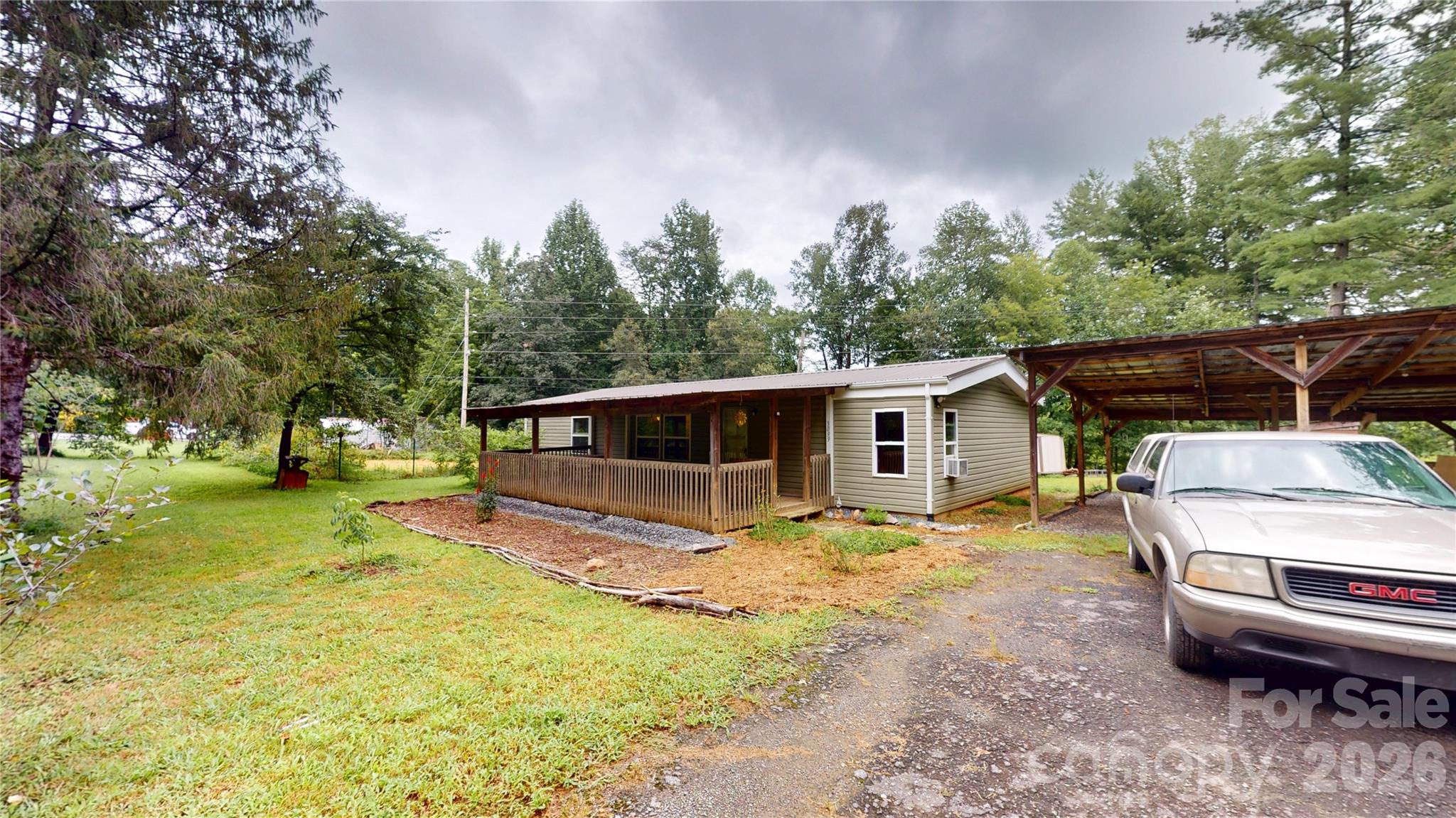 Single Family Residence at 3099 Harmony Grove Road, Nebo, photo 3 of 34