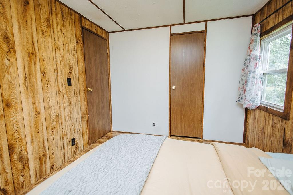 Single Family Residence at 3099 Harmony Grove Road, Nebo, photo 9 of 34